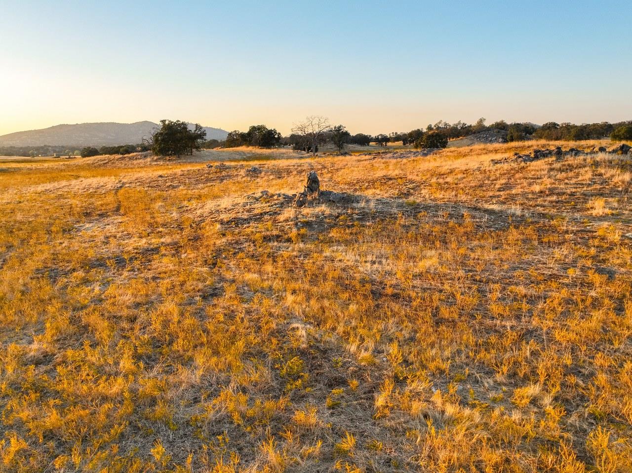 2553 Old Highway, Catheys Valley, CA 95306