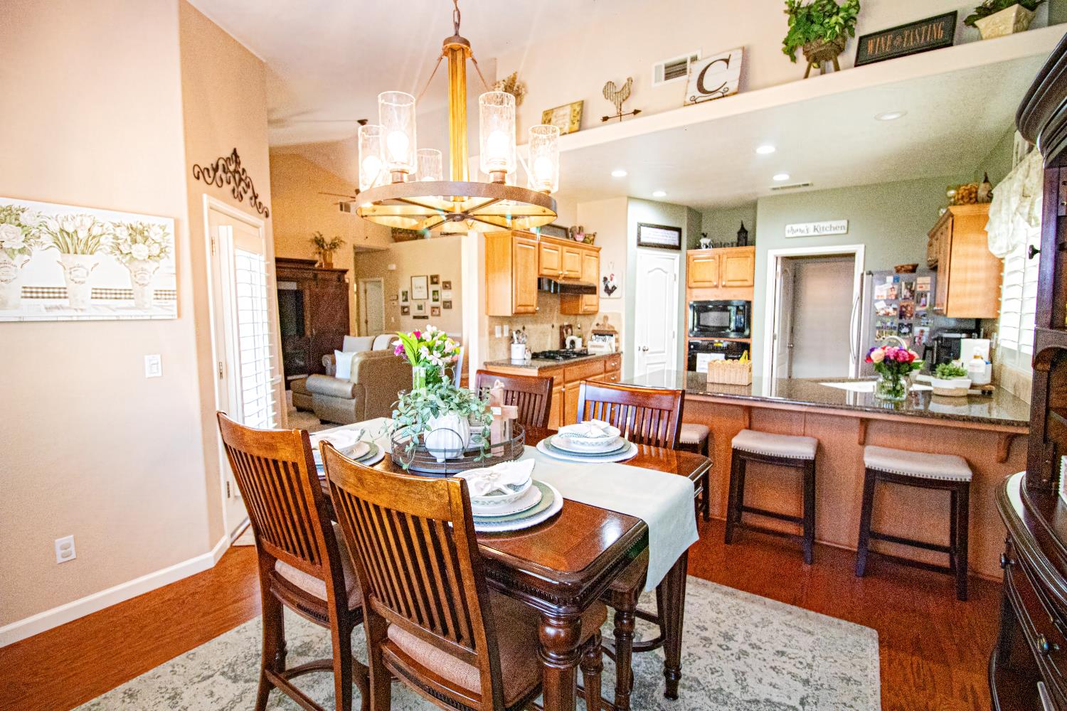 3156 N Arroyo Ave, Fresno, CA 93727