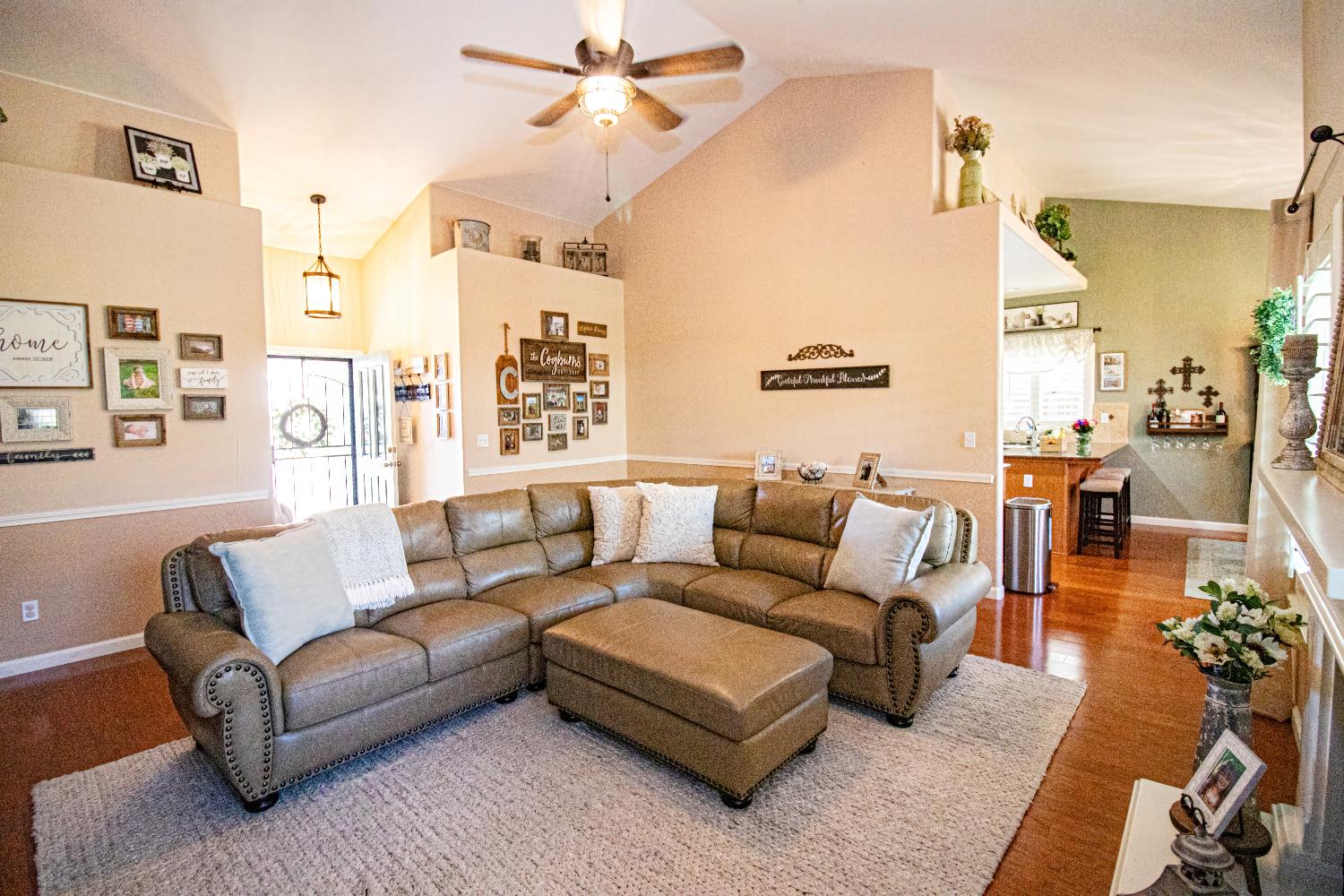 3156 N Arroyo Ave, Fresno, CA 93727