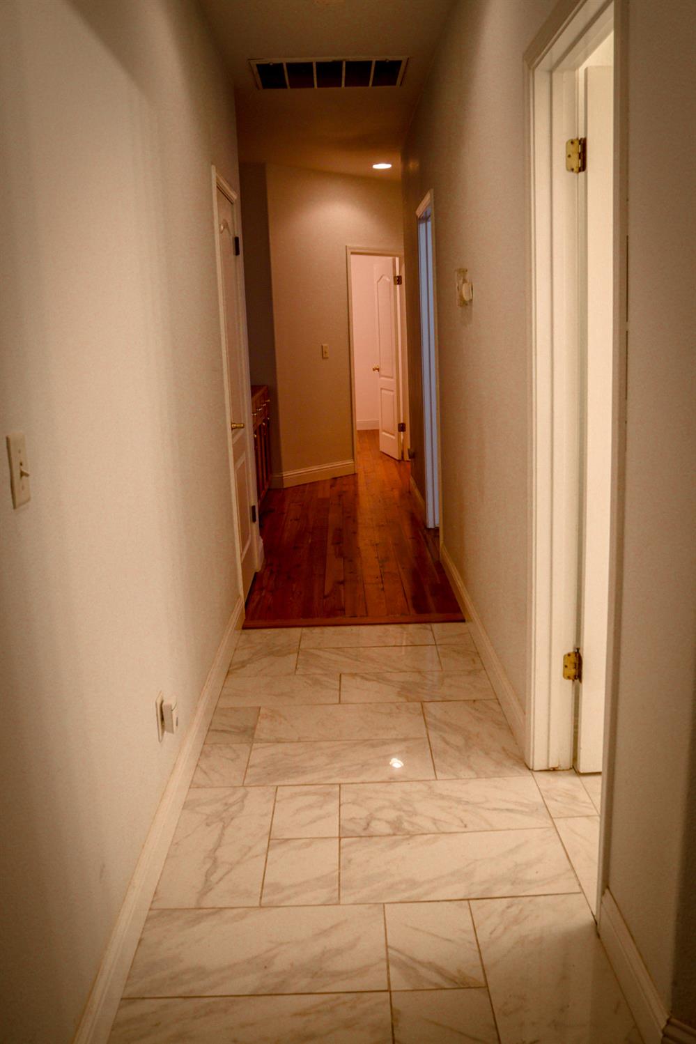 2027 E Eclipse Ave, Fresno, CA 93720