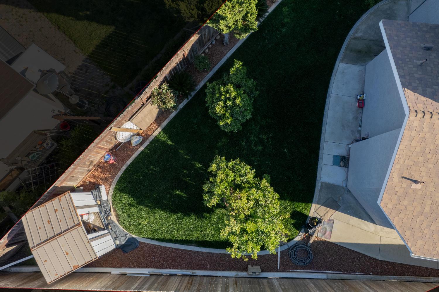 2054 Irving Cir, Tulare, CA 93274