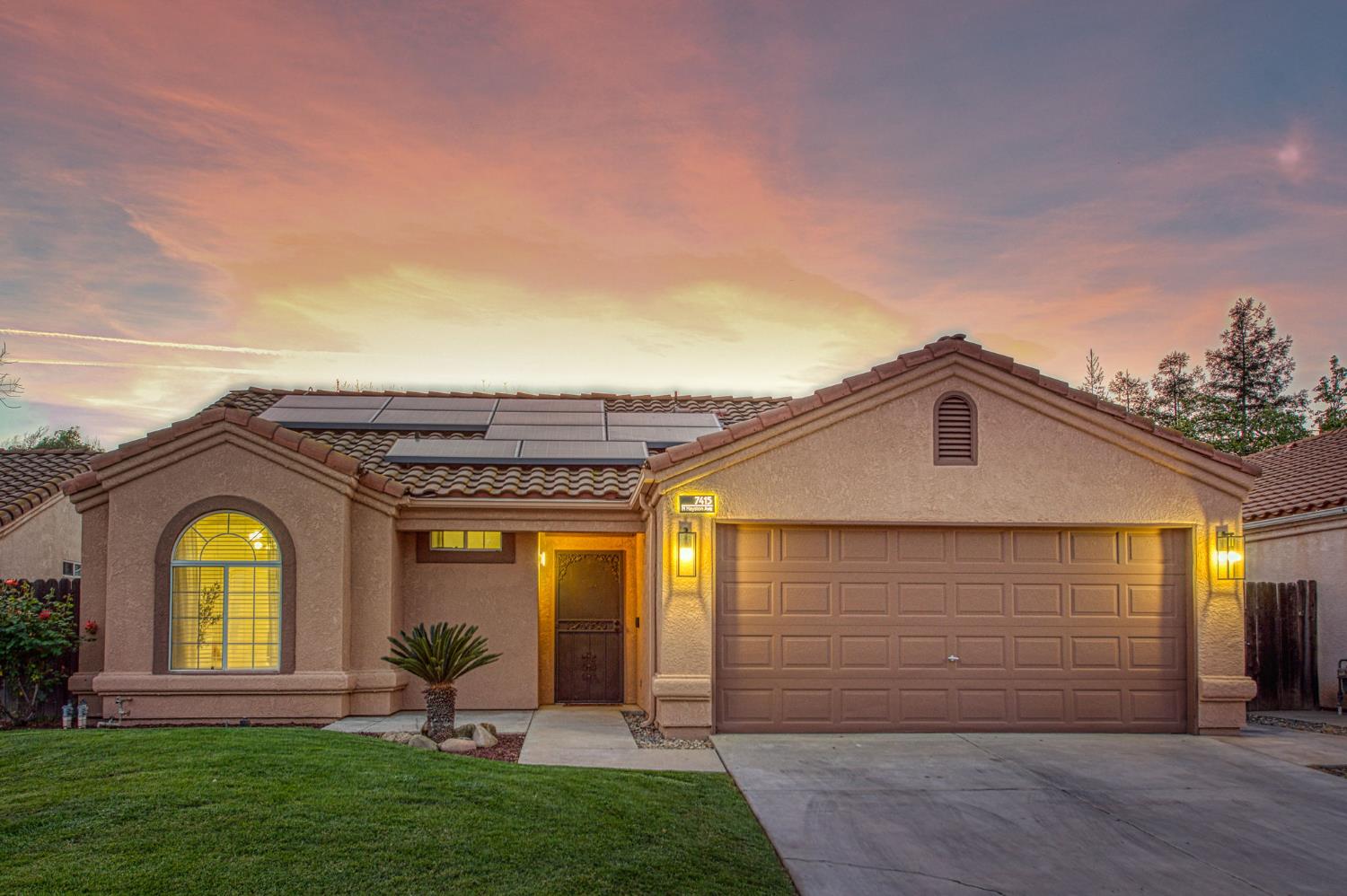 7415 N Hayston Ave, Fresno, CA 93720