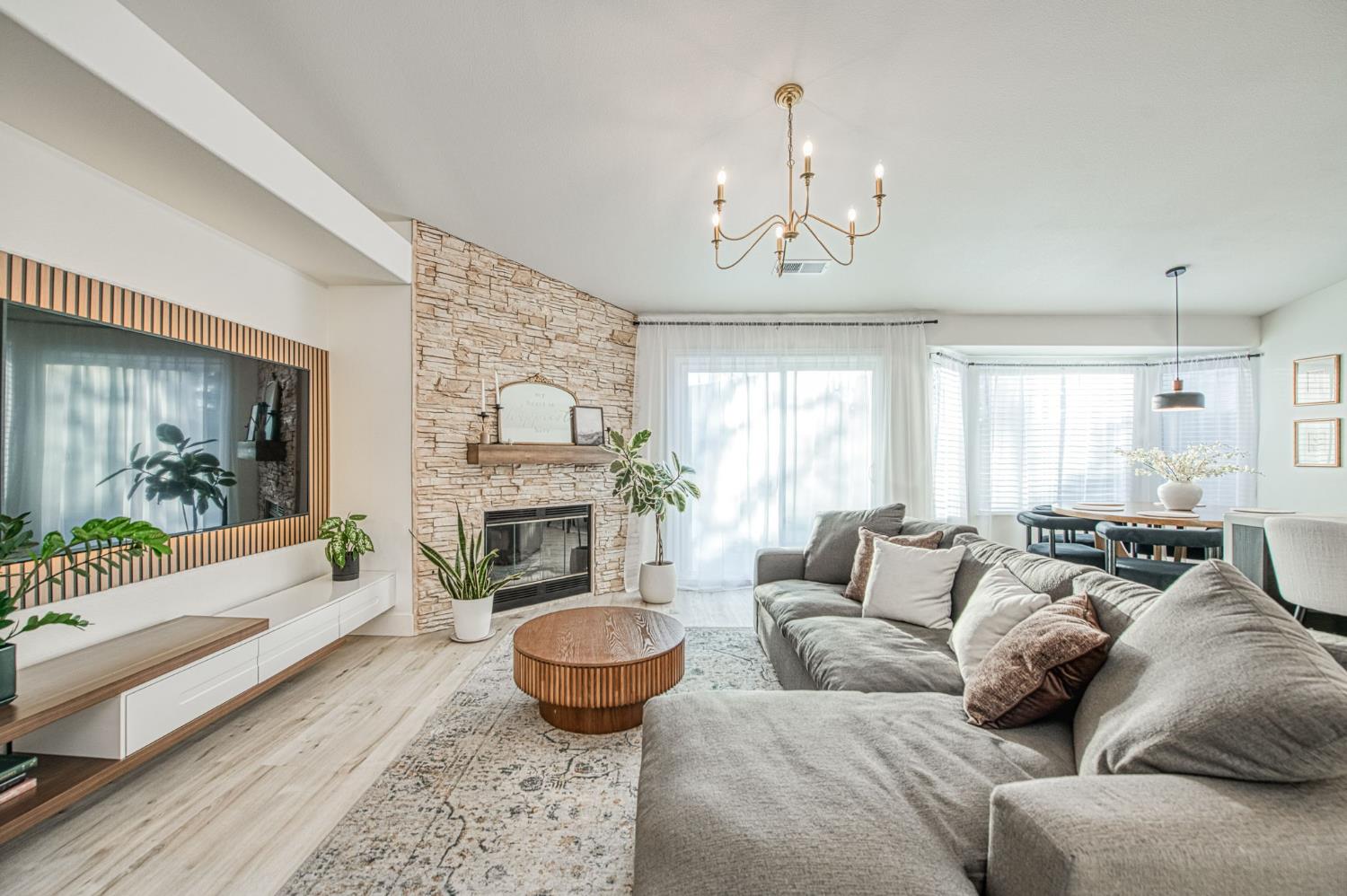 7415 N Hayston Ave, Fresno, CA 93720