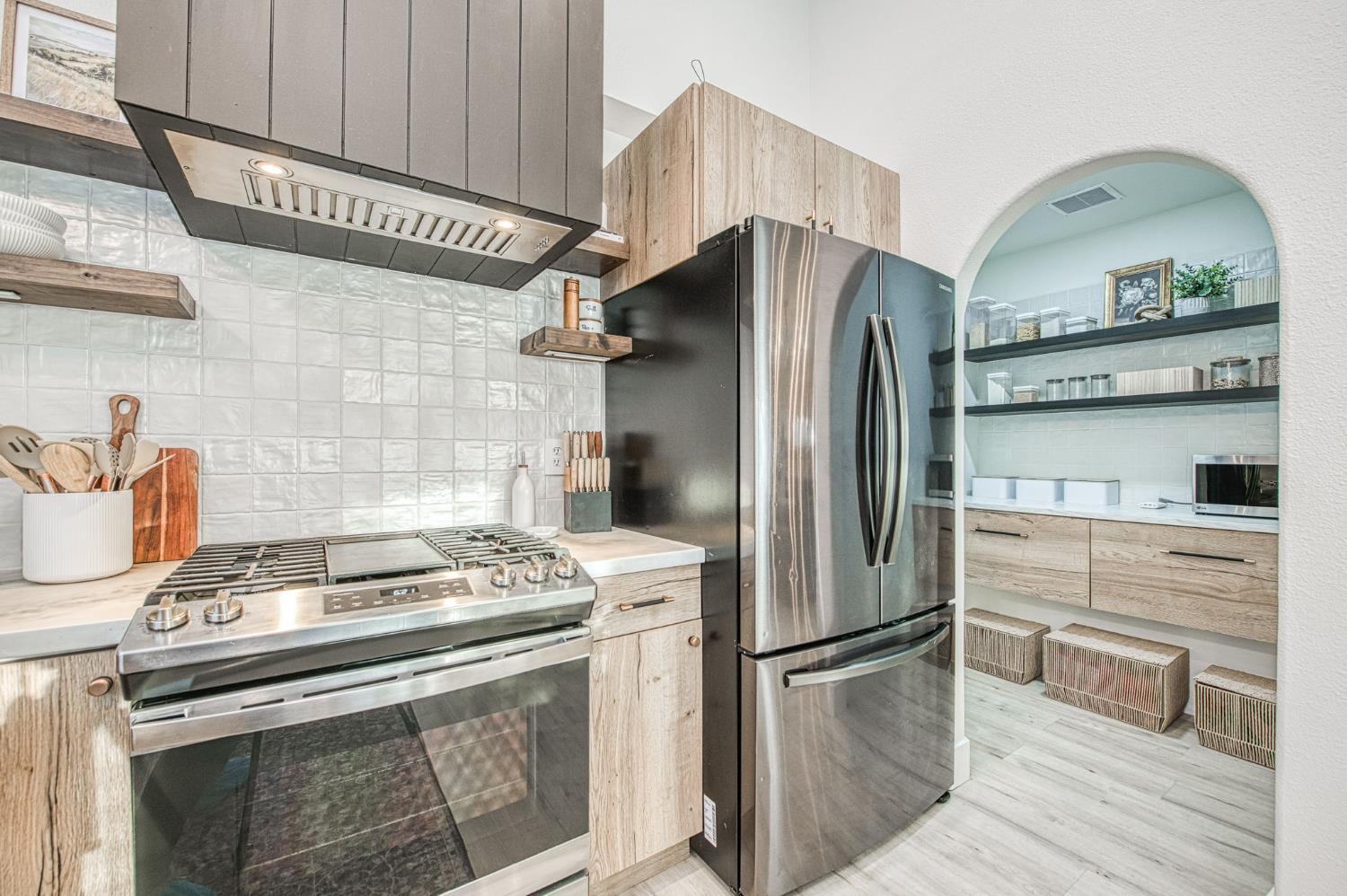 7415 N Hayston Ave, Fresno, CA 93720