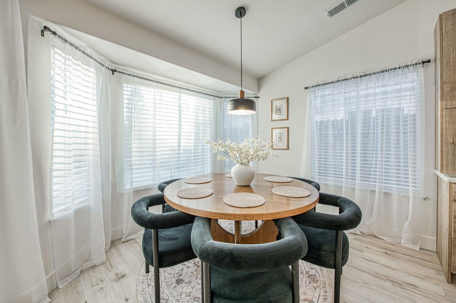 7415 N Hayston Ave, Fresno, CA 93720