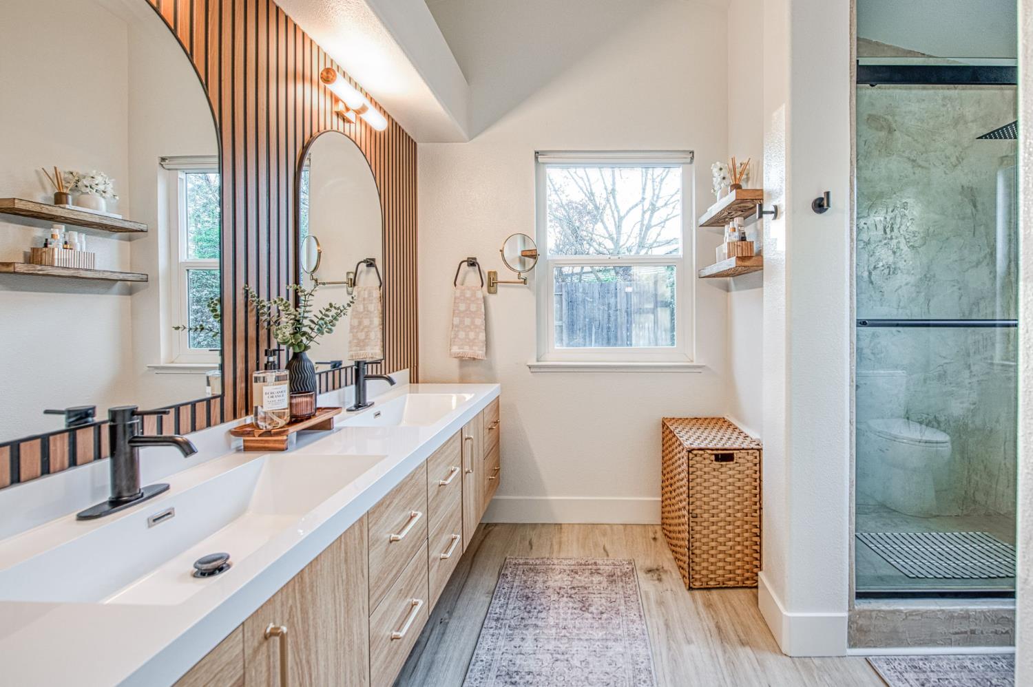 7415 N Hayston Ave, Fresno, CA 93720