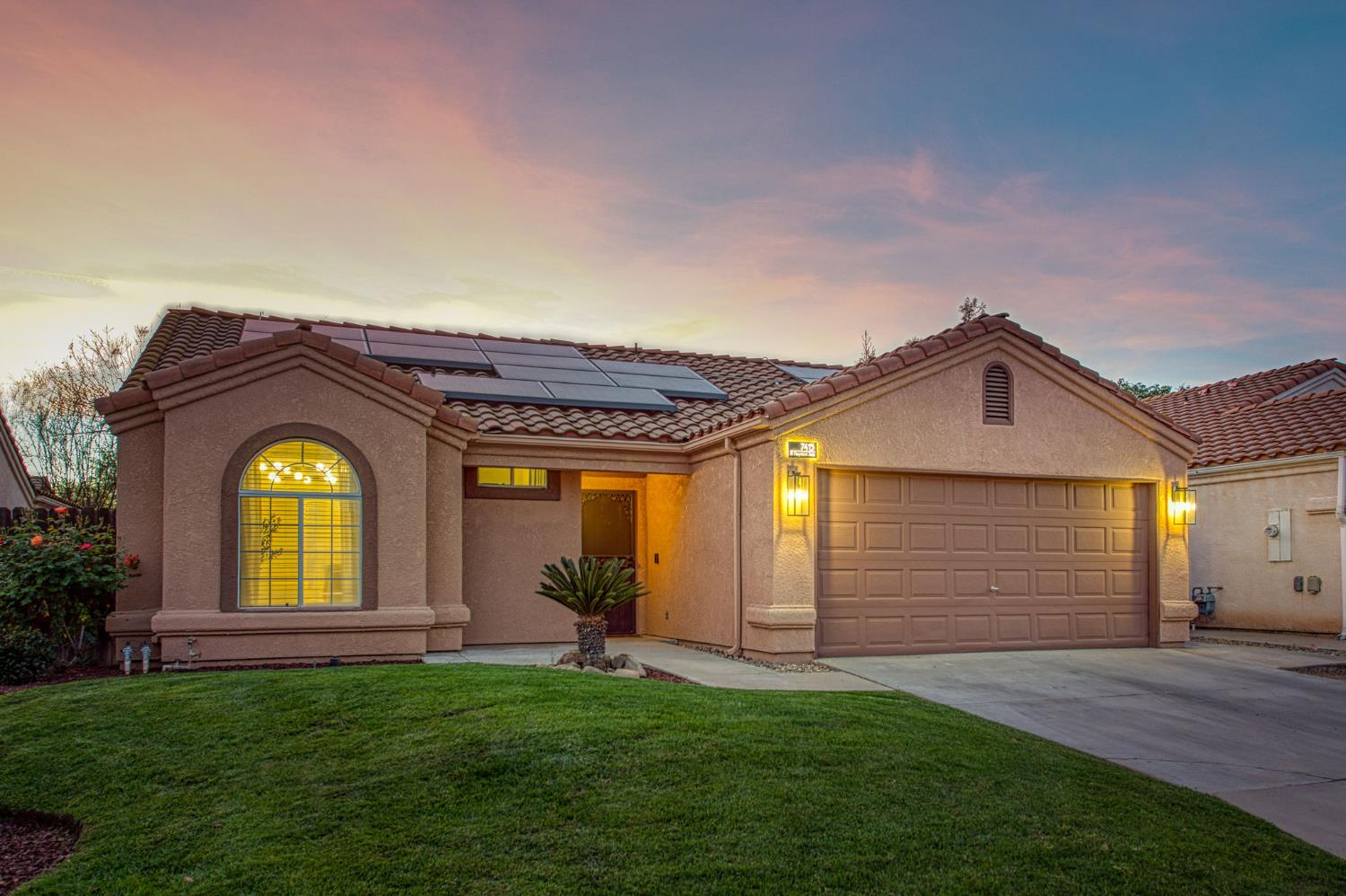 7415 N Hayston Ave, Fresno, CA 93720