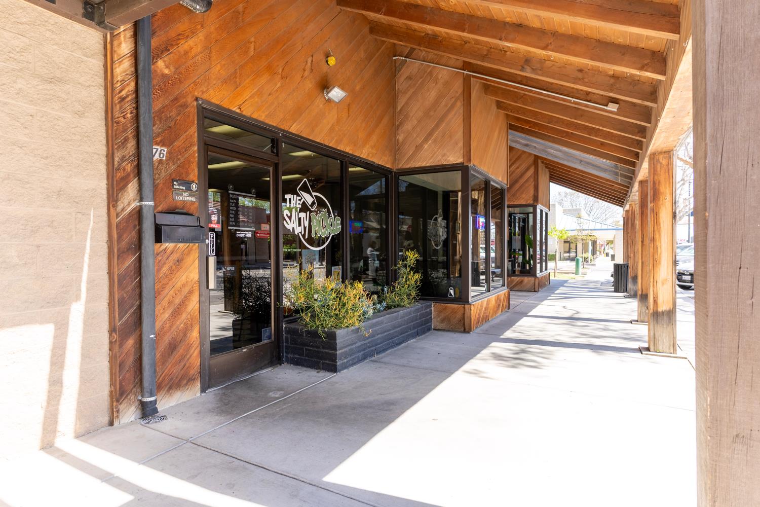 270 N 5Th St, Coalinga, CA 93210