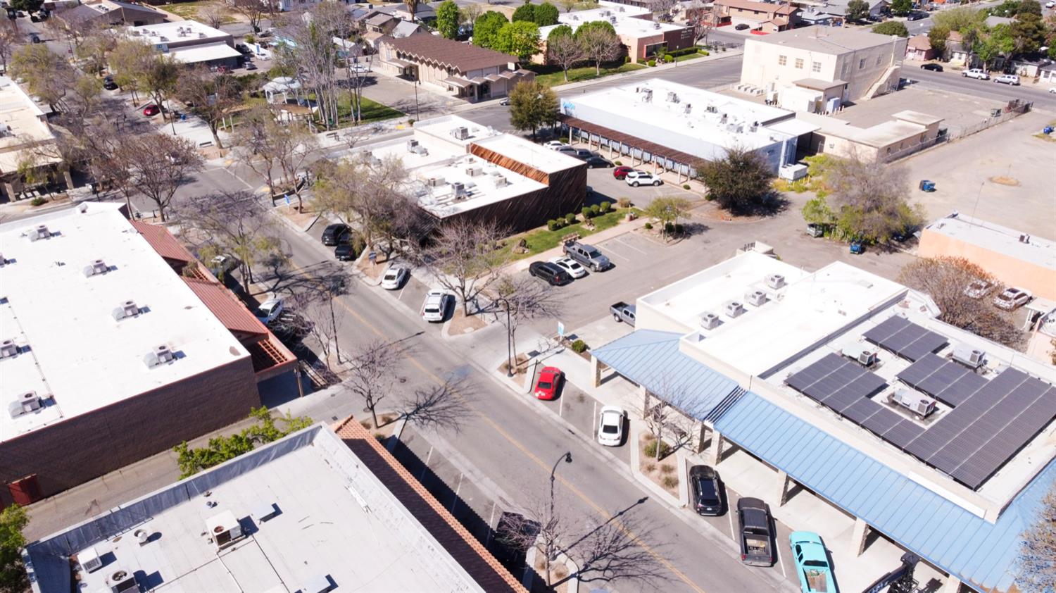 270 N 5Th St, Coalinga, CA 93210