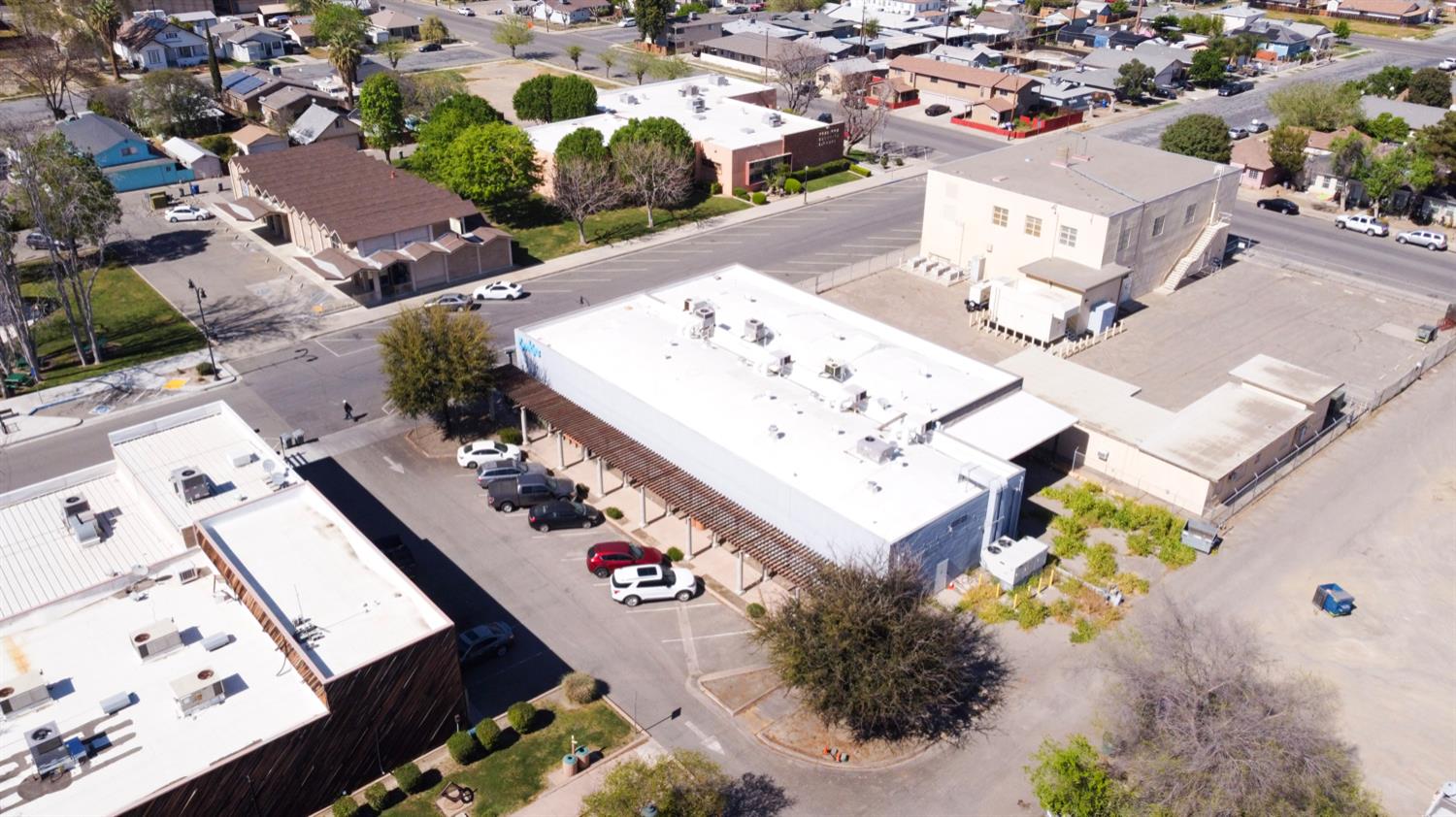 270 N 5Th St, Coalinga, CA 93210