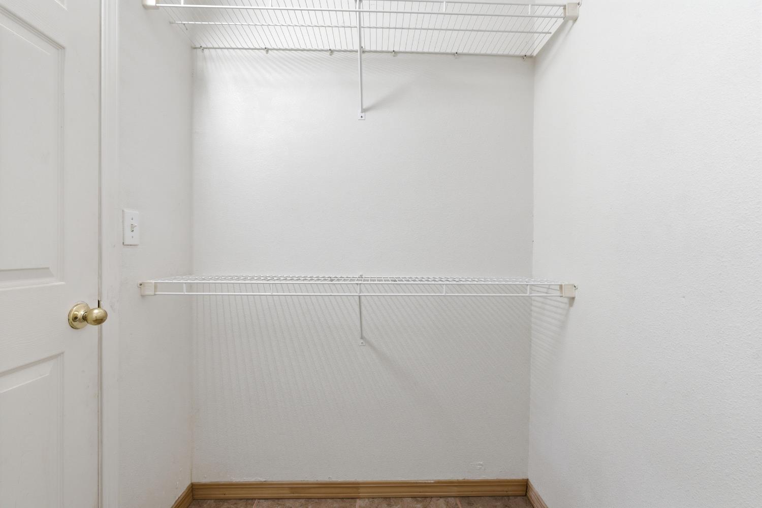 1623 Hudson Ave, Tulare, CA 93274