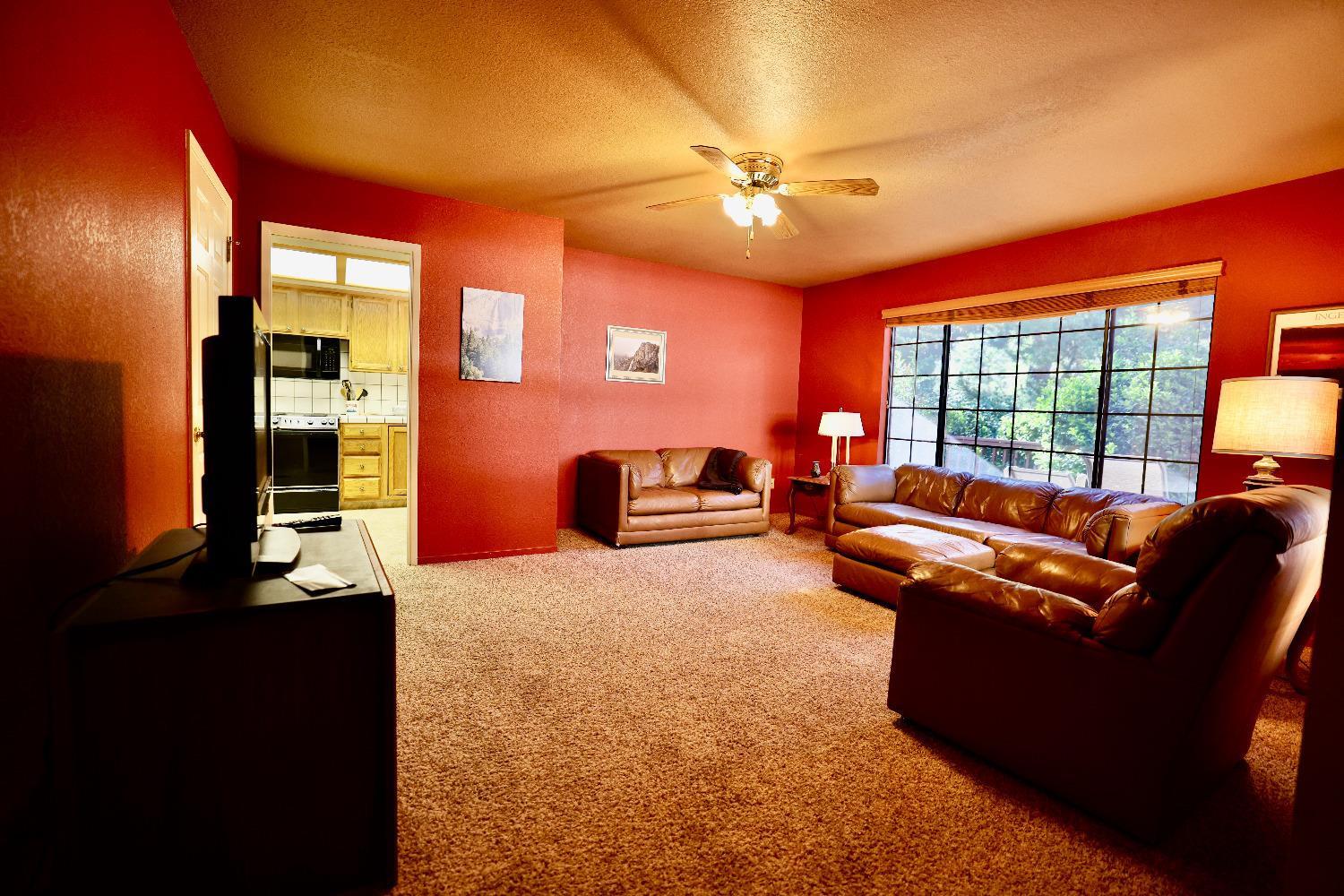 40547 Saddleback Rd, Bass Lake, CA 93604