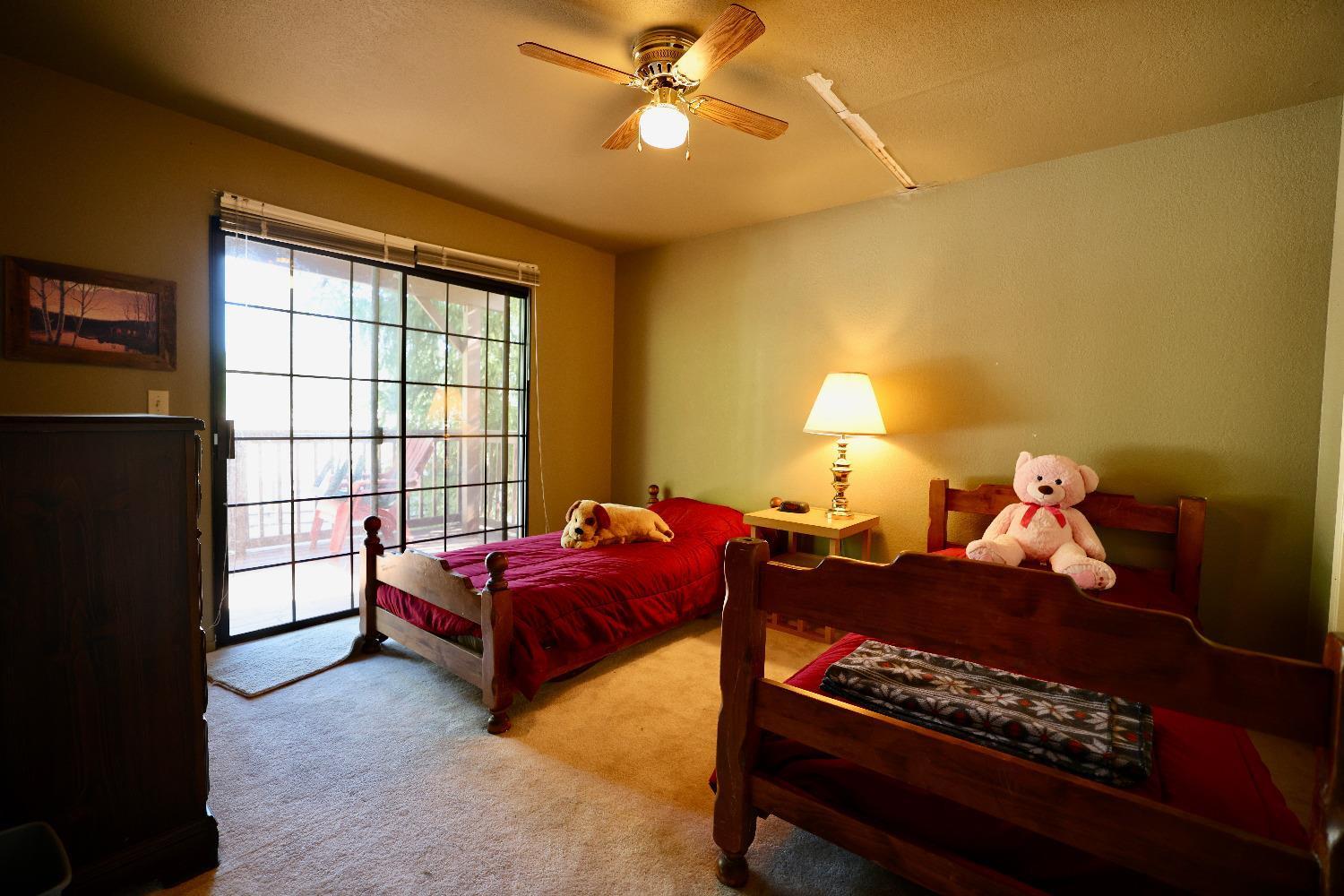 40547 Saddleback Rd, Bass Lake, CA 93604