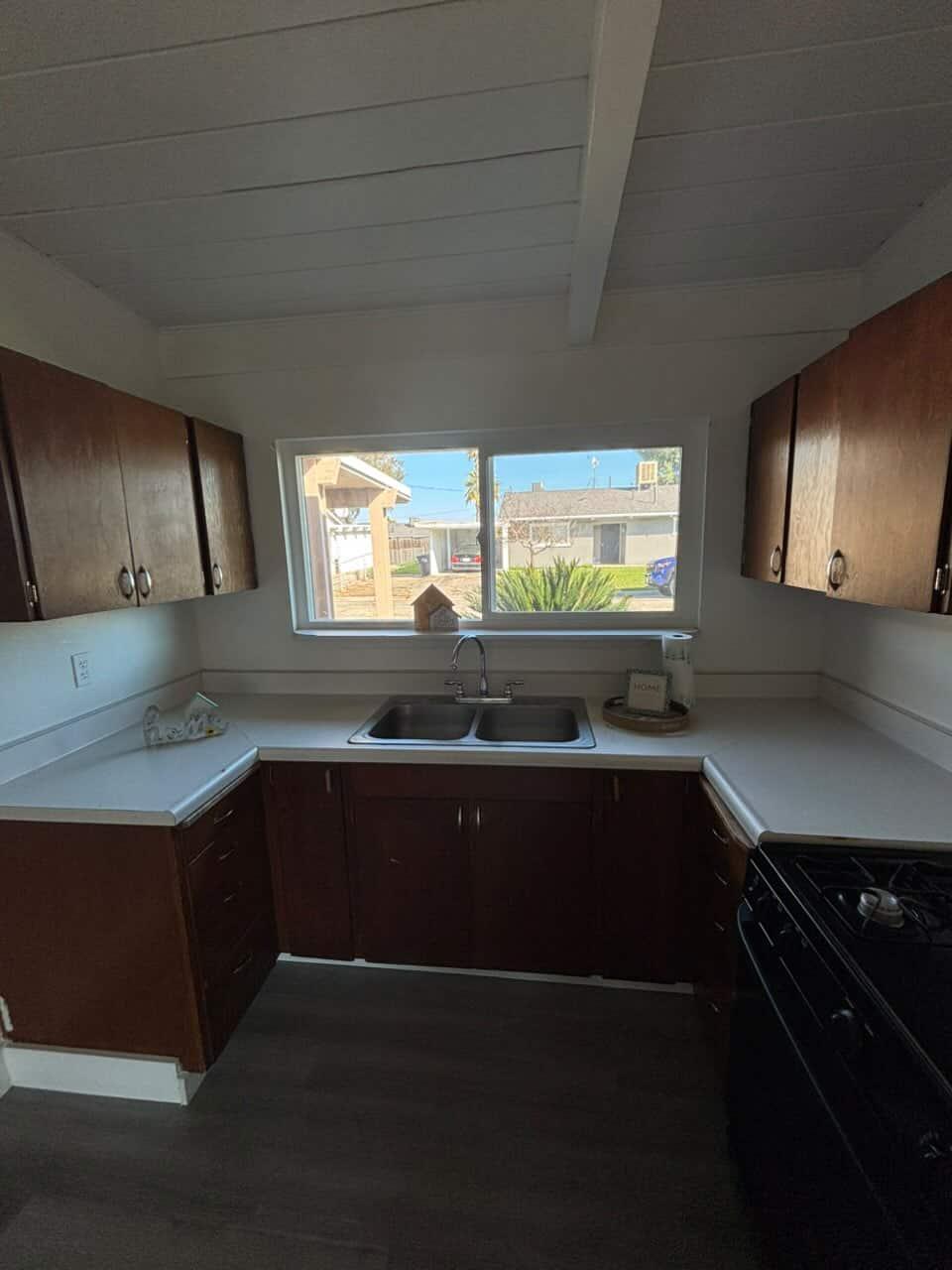 28540 Pacific Dr, Madera, CA 93638