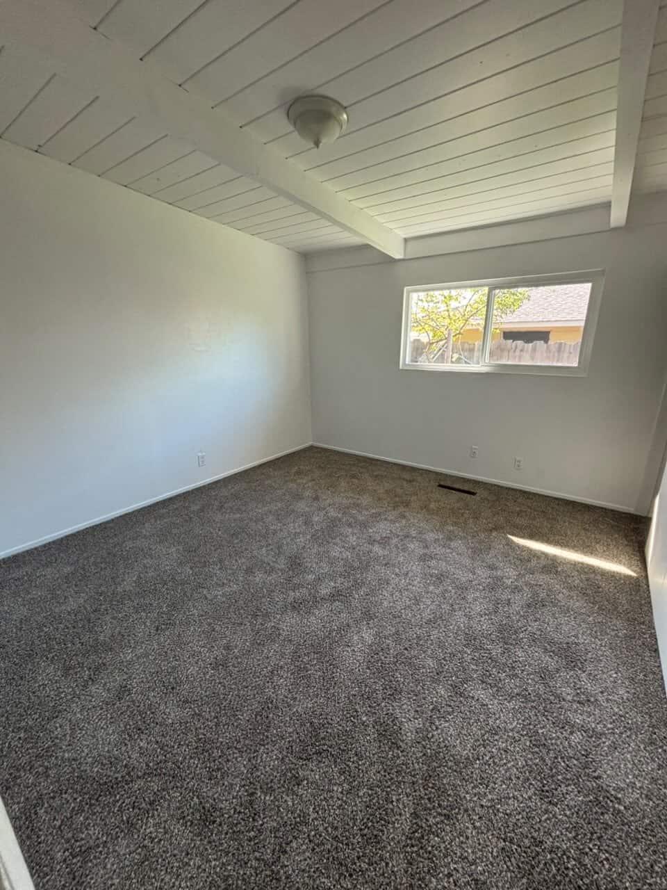 28540 Pacific Dr, Madera, CA 93638