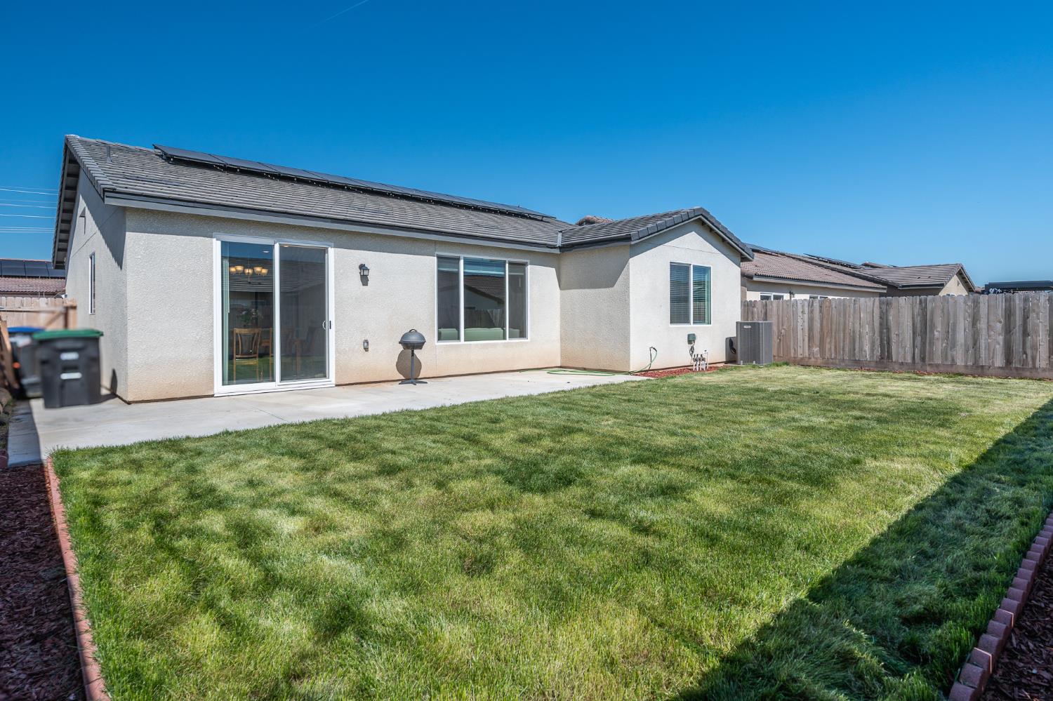 1180 Encore Way W, Madera, CA 93636