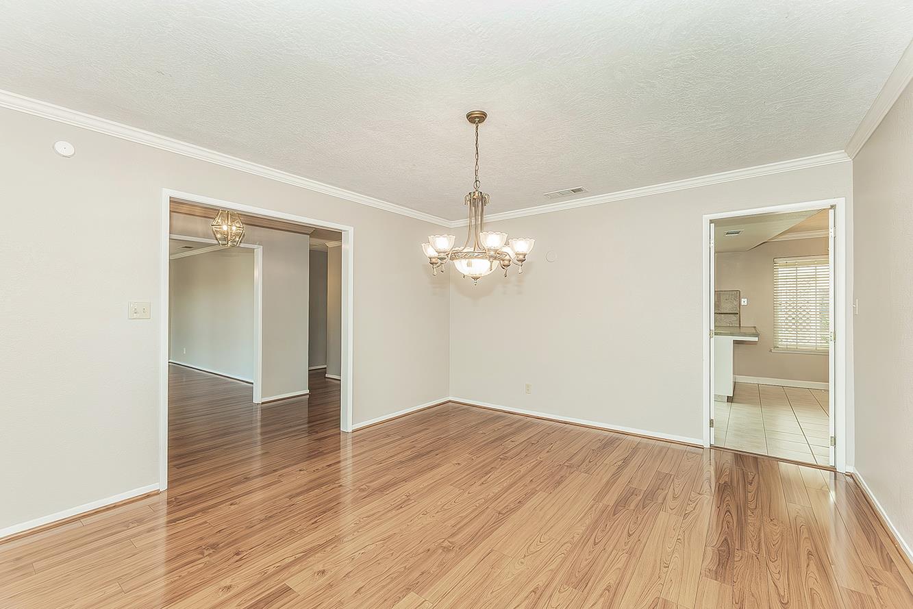 6740 N Harrison Ave, Fresno, CA 93711