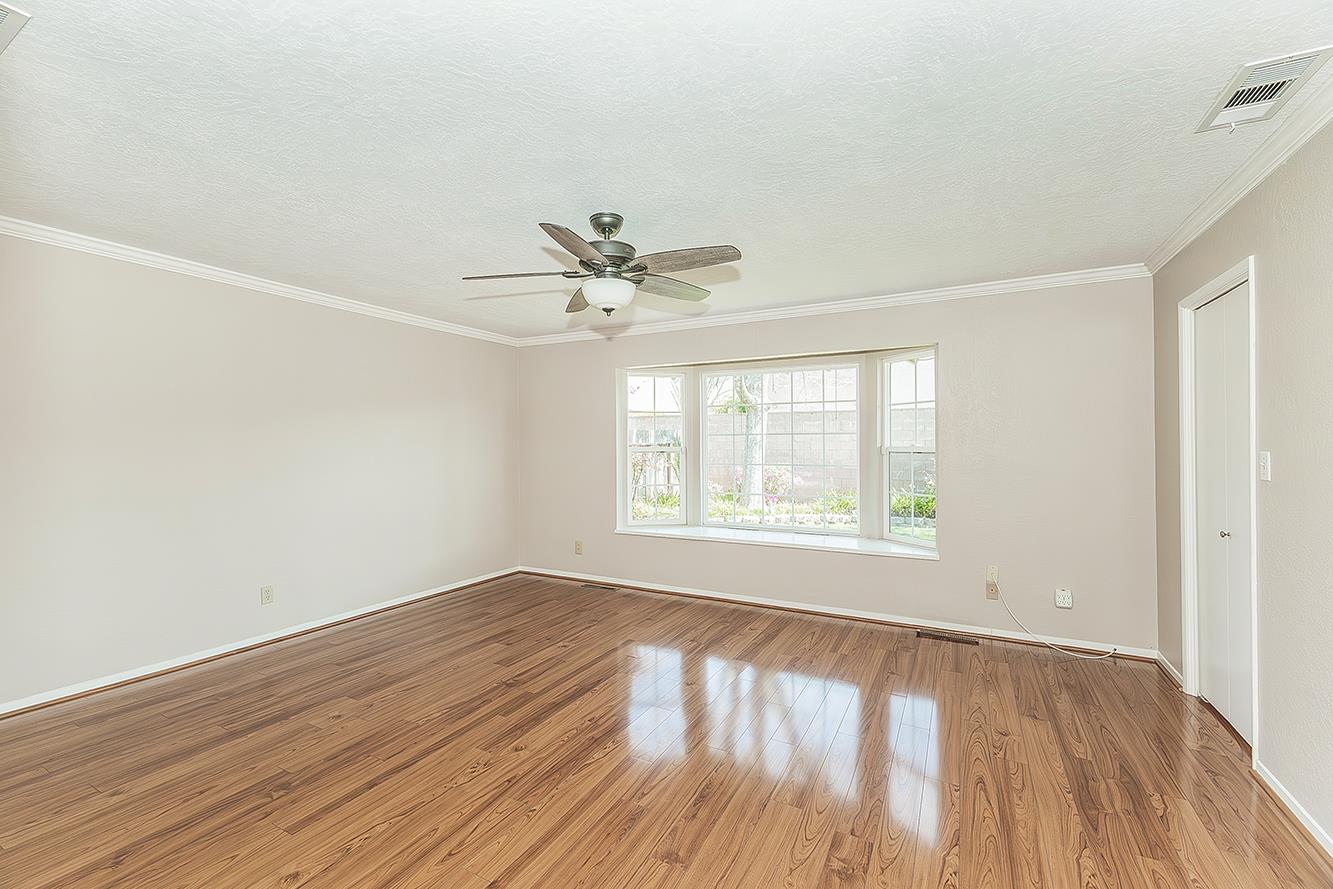 6740 N Harrison Ave, Fresno, CA 93711