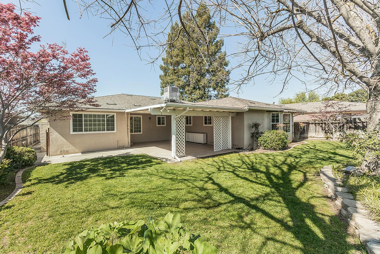 6740 N Harrison Ave, Fresno, CA 93711