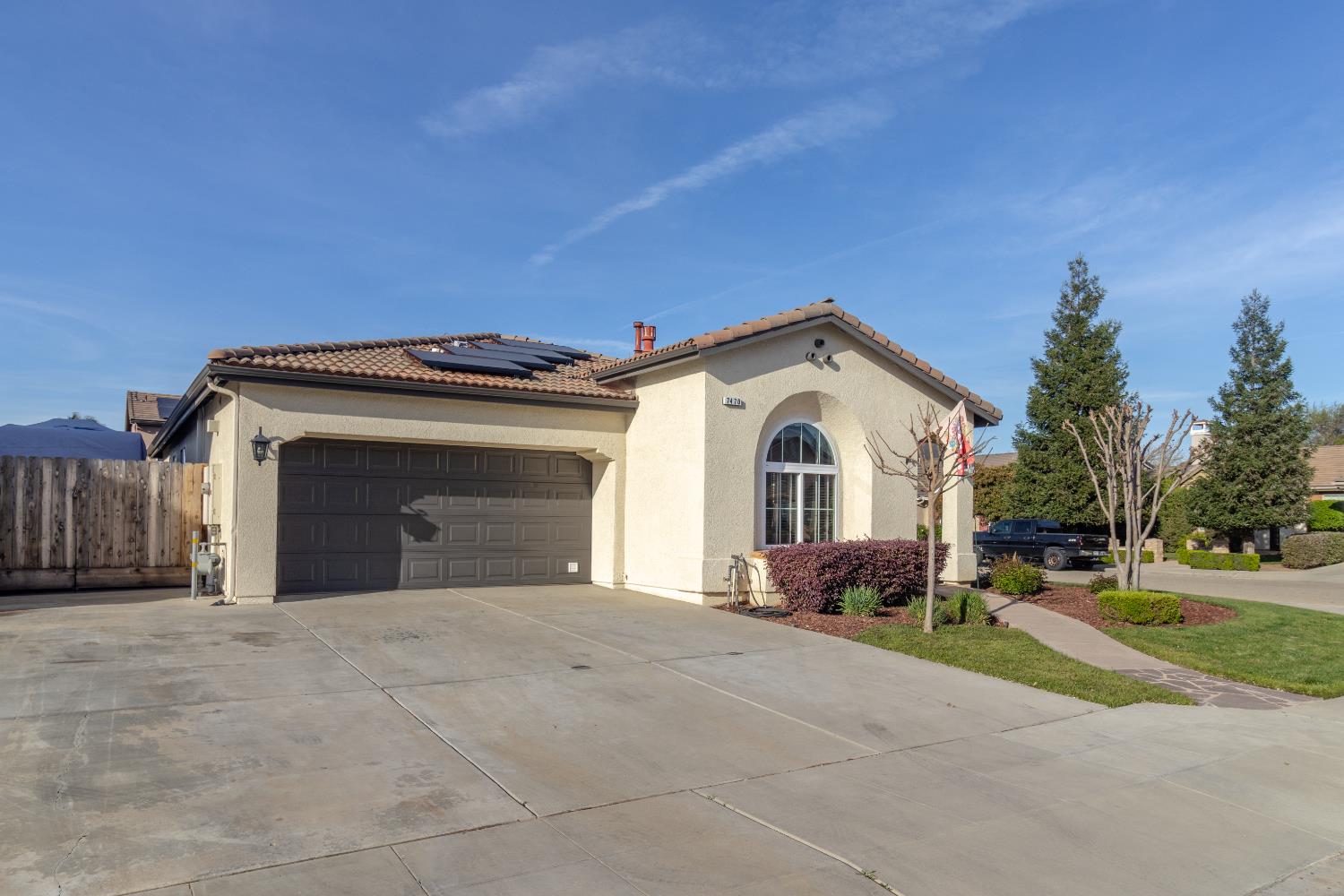 7470 E Fedora Ave, Fresno, CA 93737