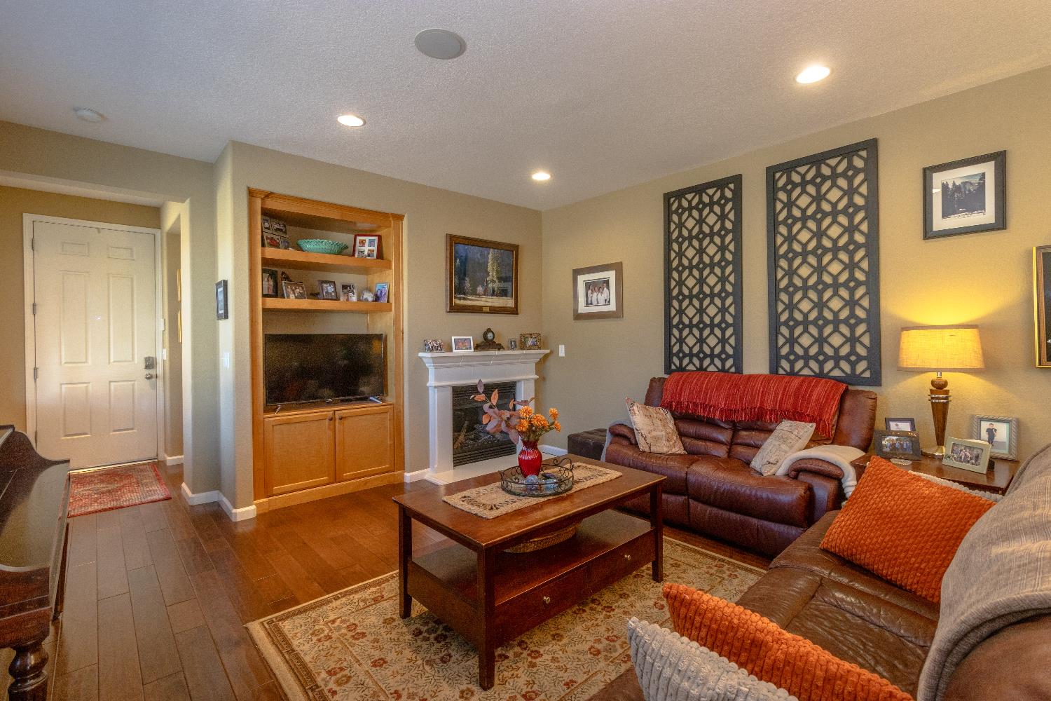 7470 E Fedora Ave, Fresno, CA 93737