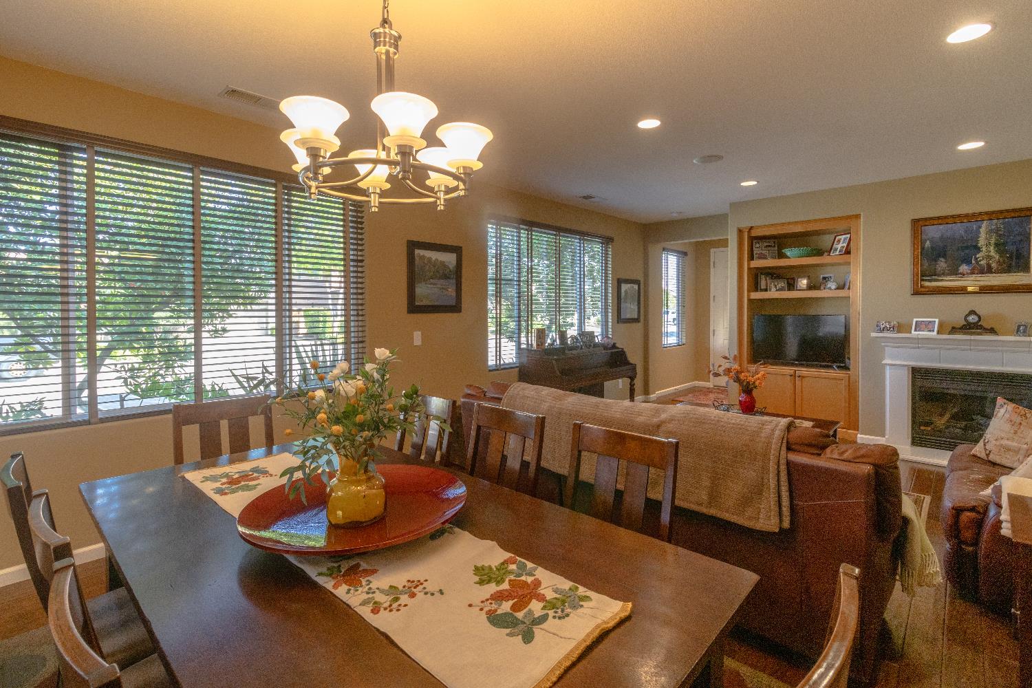 7470 E Fedora Ave, Fresno, CA 93737