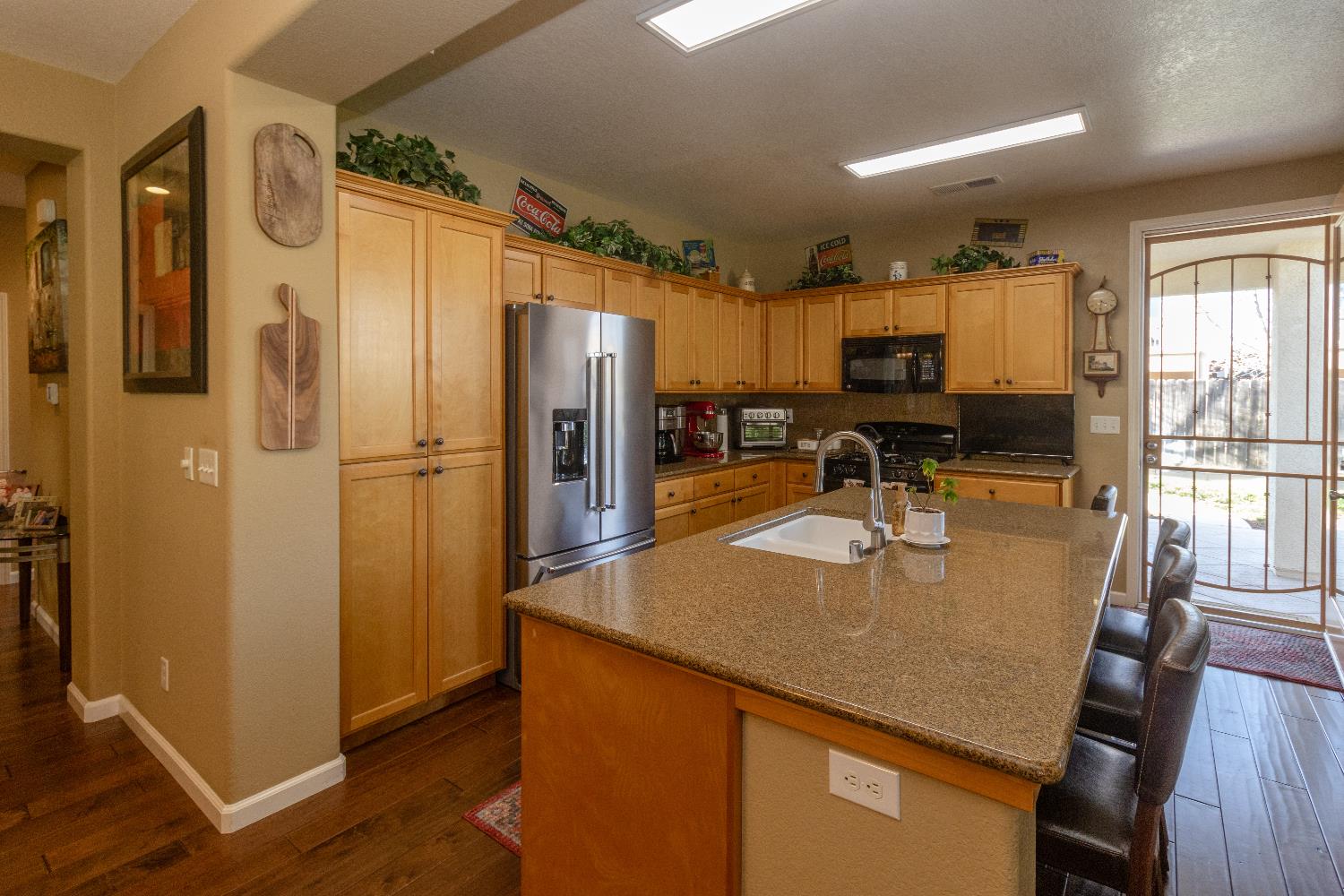 7470 E Fedora Ave, Fresno, CA 93737