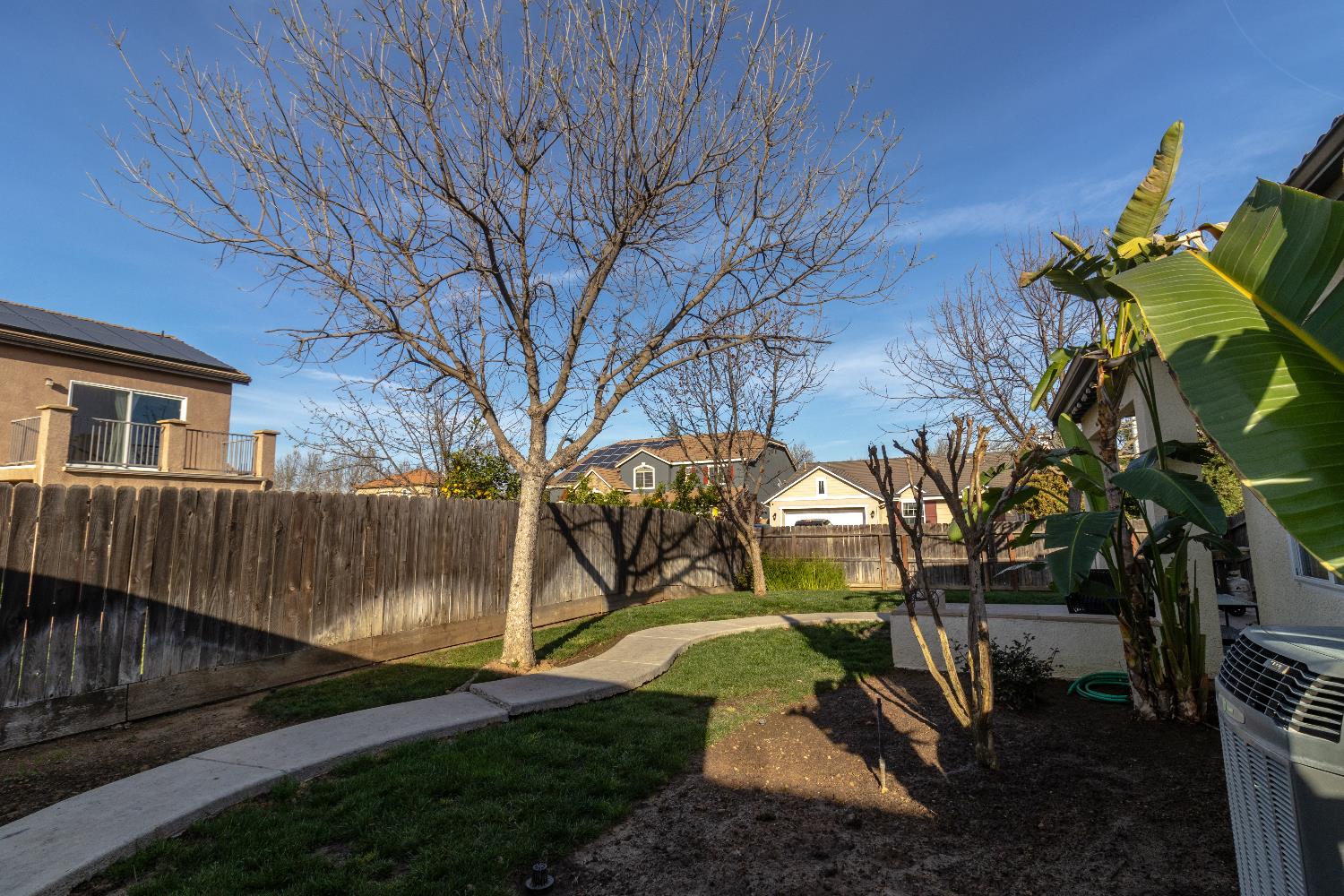 7470 E Fedora Ave, Fresno, CA 93737