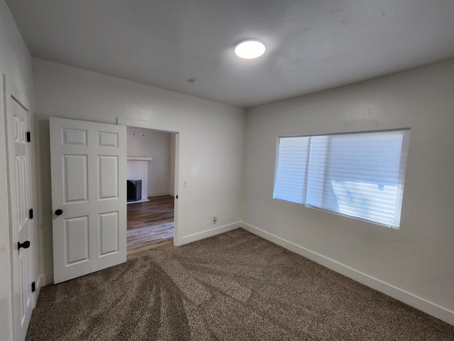 3243 E McKenzie Ave, Fresno, CA 93702