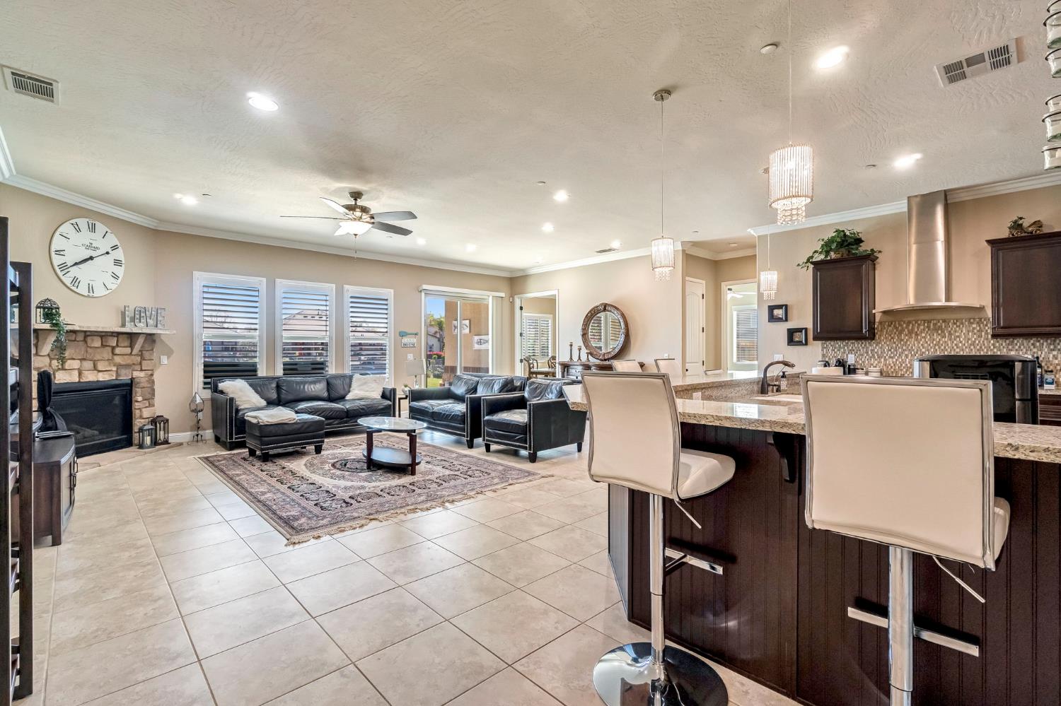 10819 E Fountain View, Clovis, CA 93619