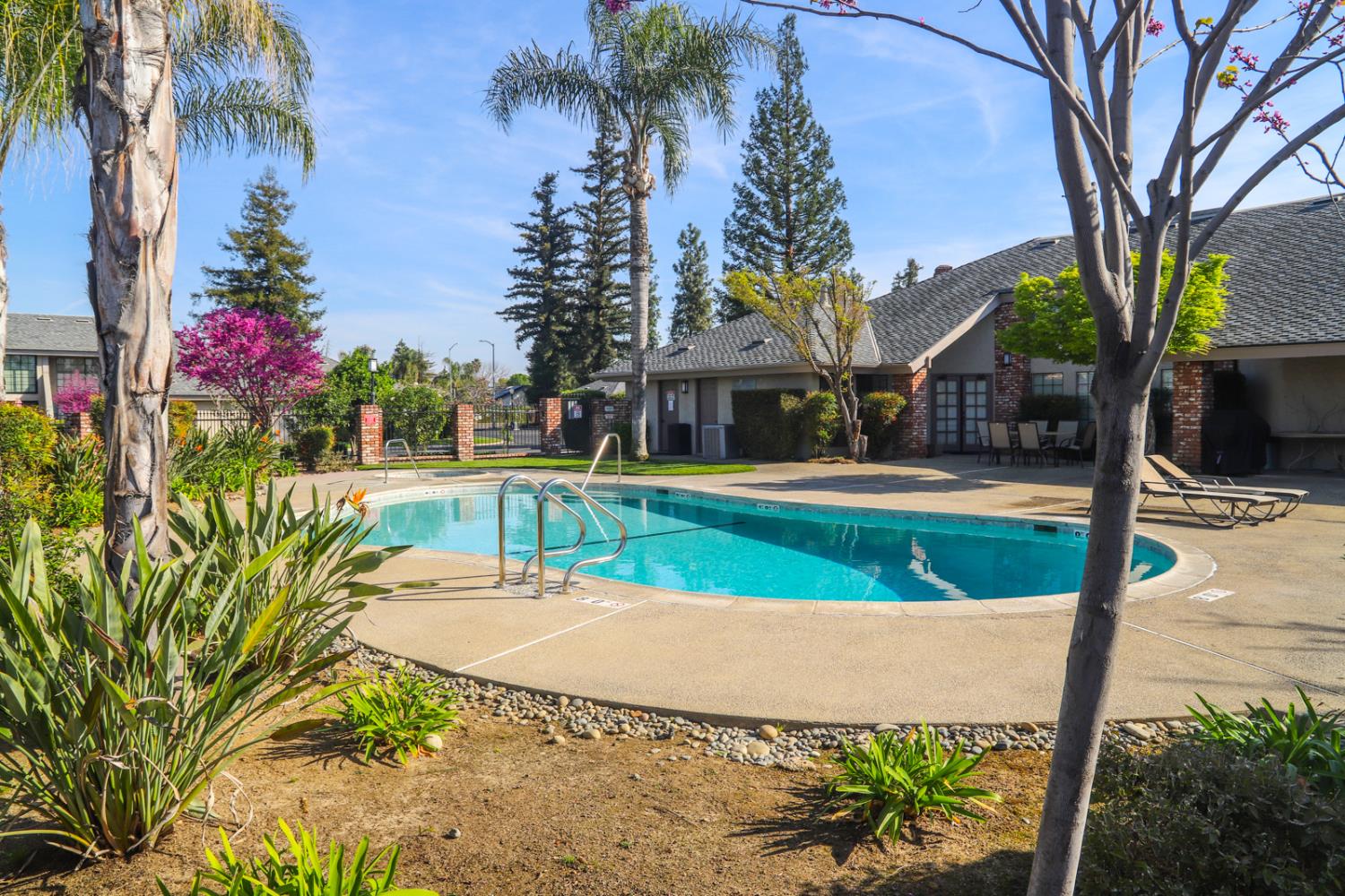 315 E Nees Ave #114, Fresno, CA 93720