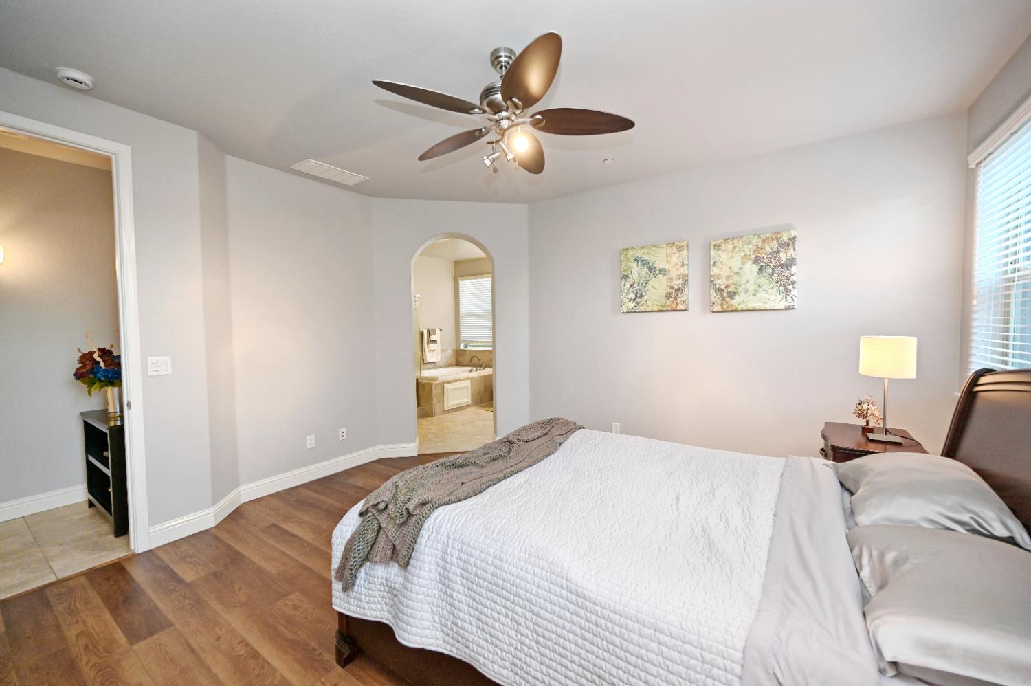 11333 N Cherry Sage Ave, Fresno, CA 93730