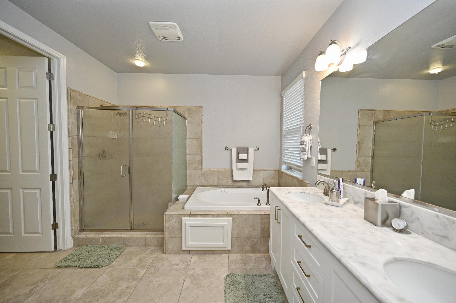 11333 N Cherry Sage Ave, Fresno, CA 93730