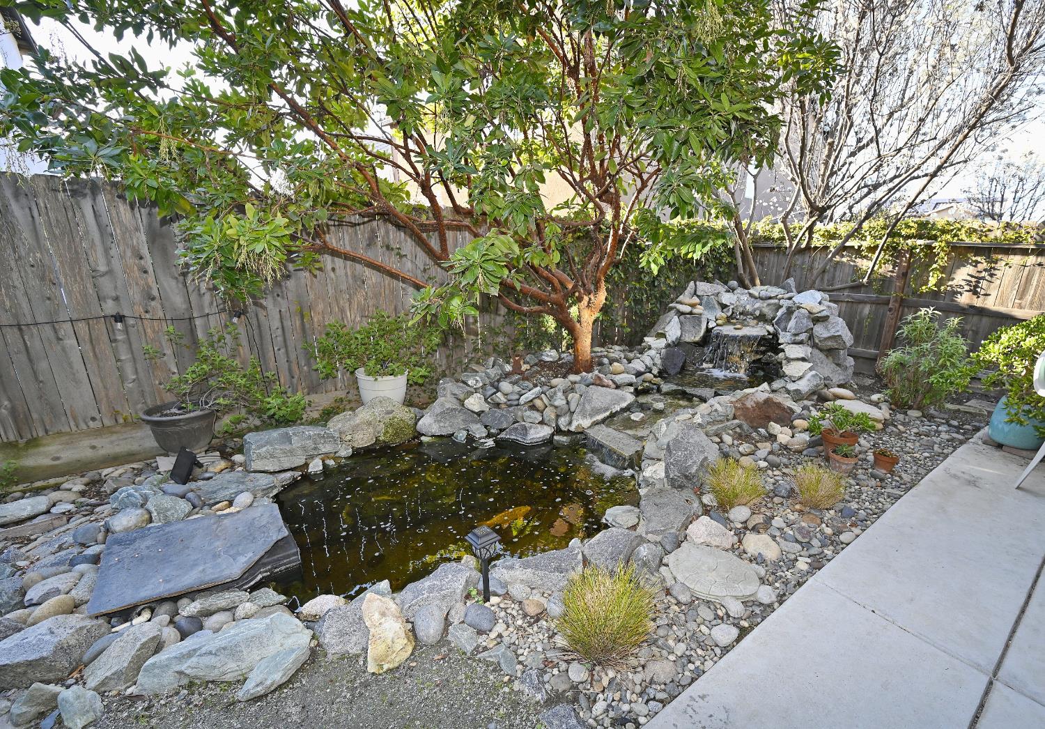 11333 N Cherry Sage Ave, Fresno, CA 93730