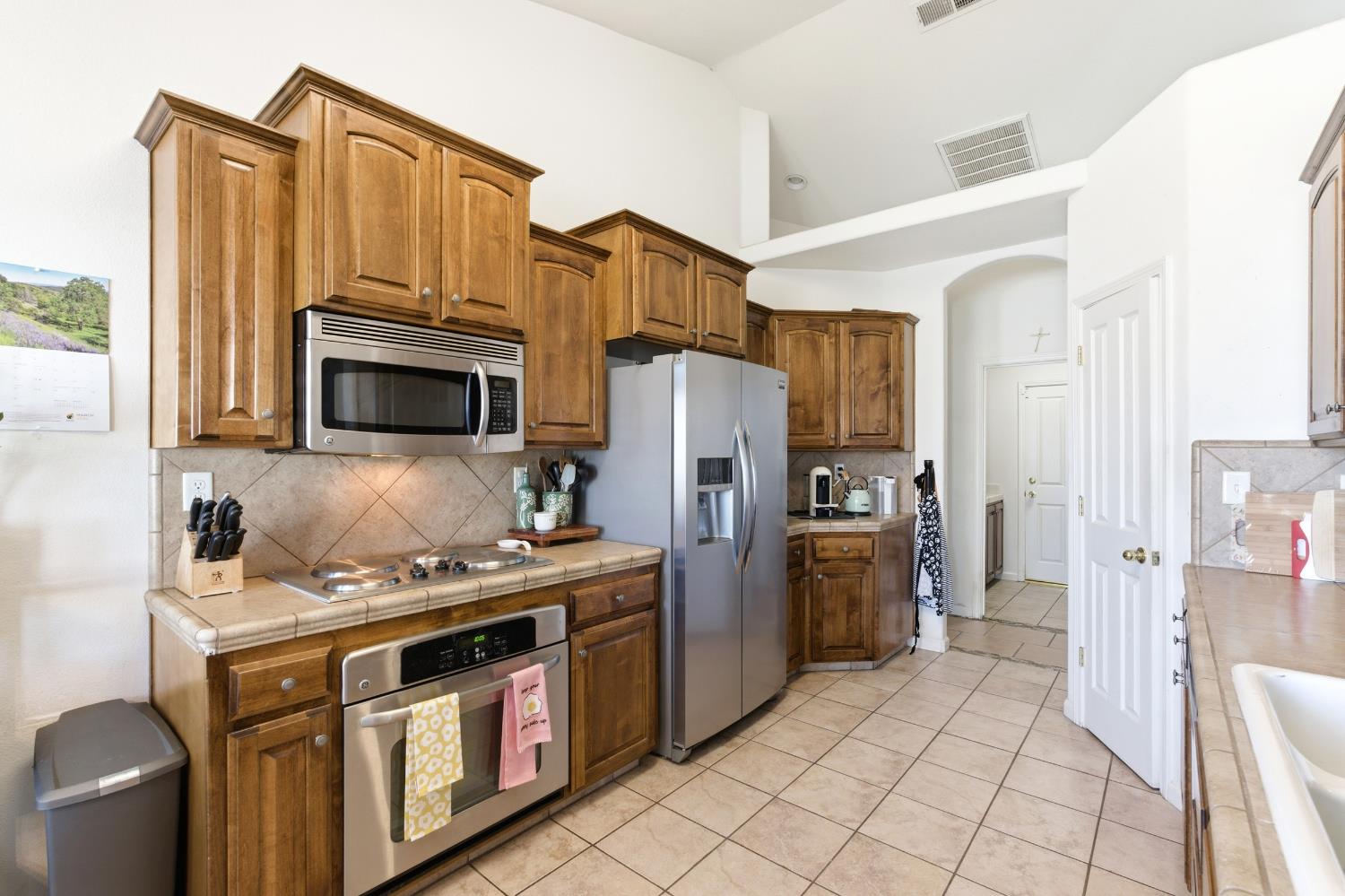 5659 N Brent Ave, Fresno, CA 93723