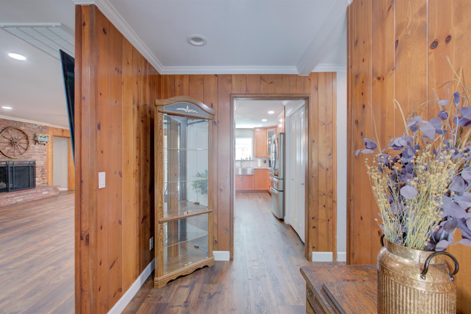 1750 1st St, Atwater, CA 95301