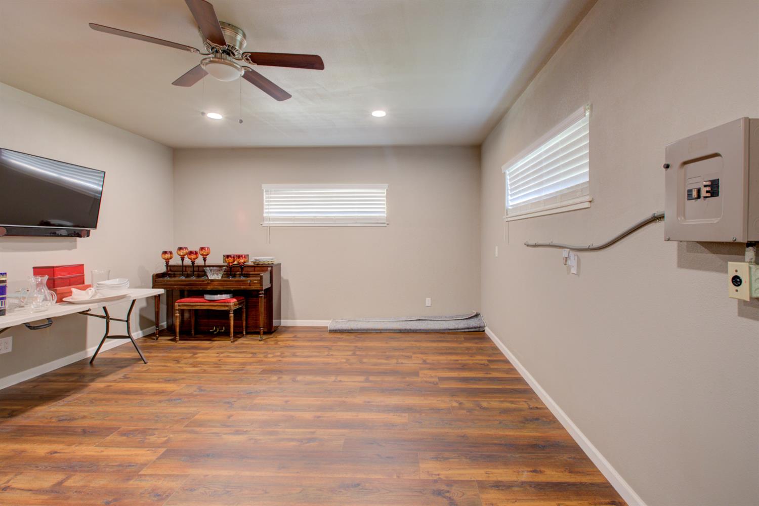 1750 1st St, Atwater, CA 95301