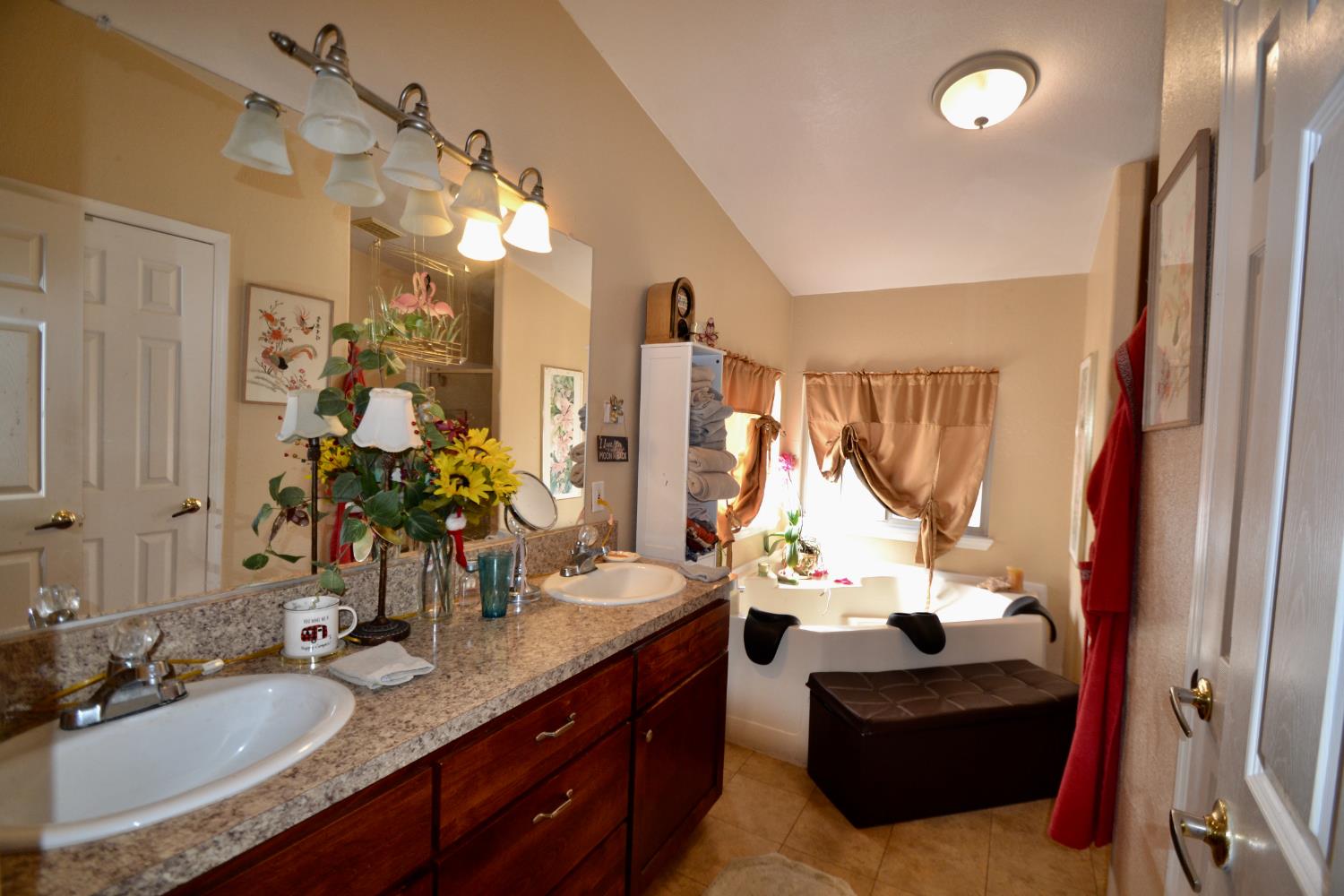 336 E Alluvial Ave #122, Fresno, CA 93720