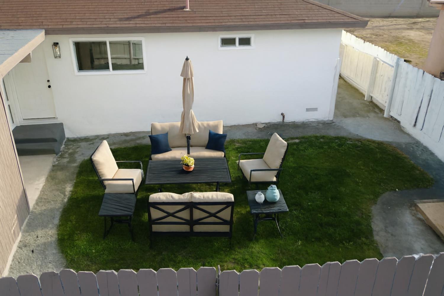 4264 Holt, Fresno, CA 93705