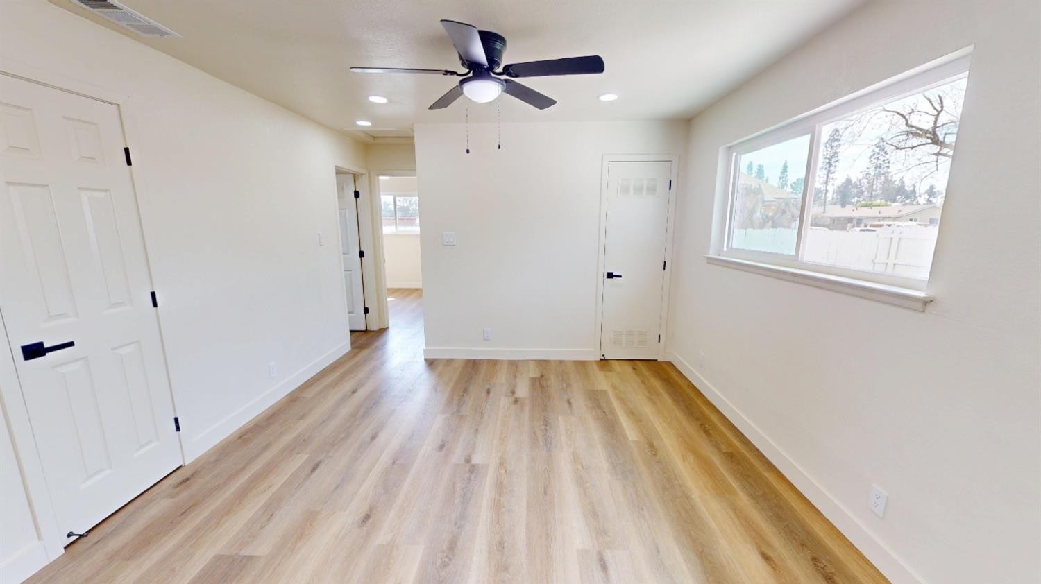 4264 Holt, Fresno, CA 93705