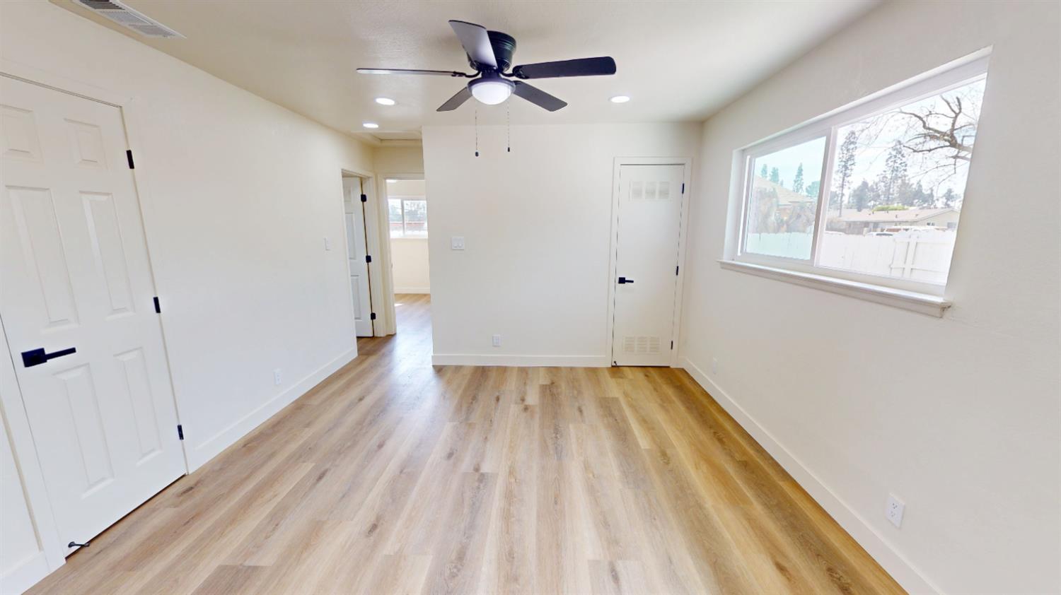 4264 Holt, Fresno, CA 93705