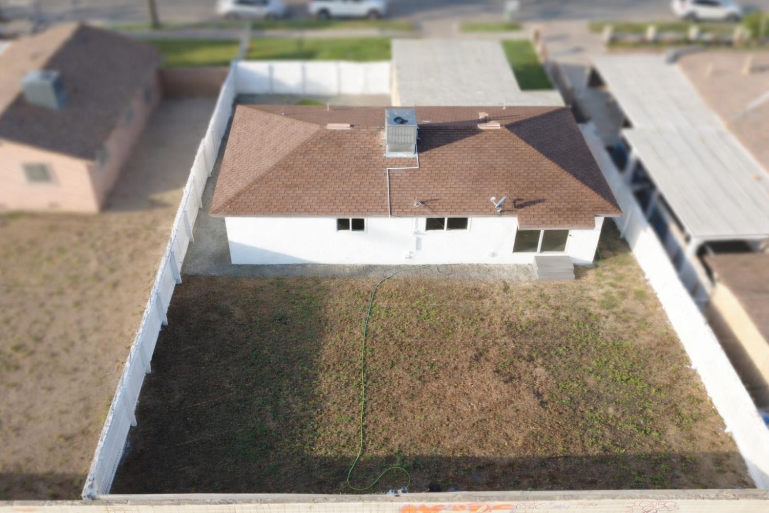 4264 Holt, Fresno, CA 93705