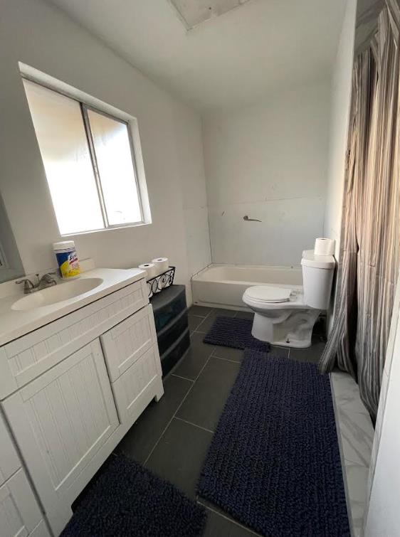 3904 W Cambridge Ave, Visalia, CA 93277