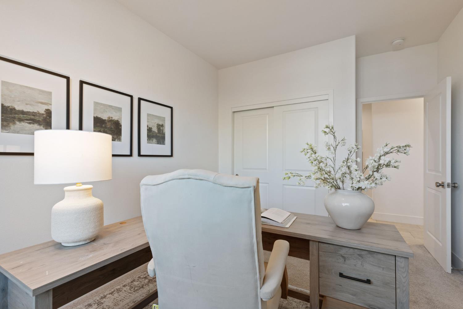 1022 Moonrise Way, Madera, CA 93636