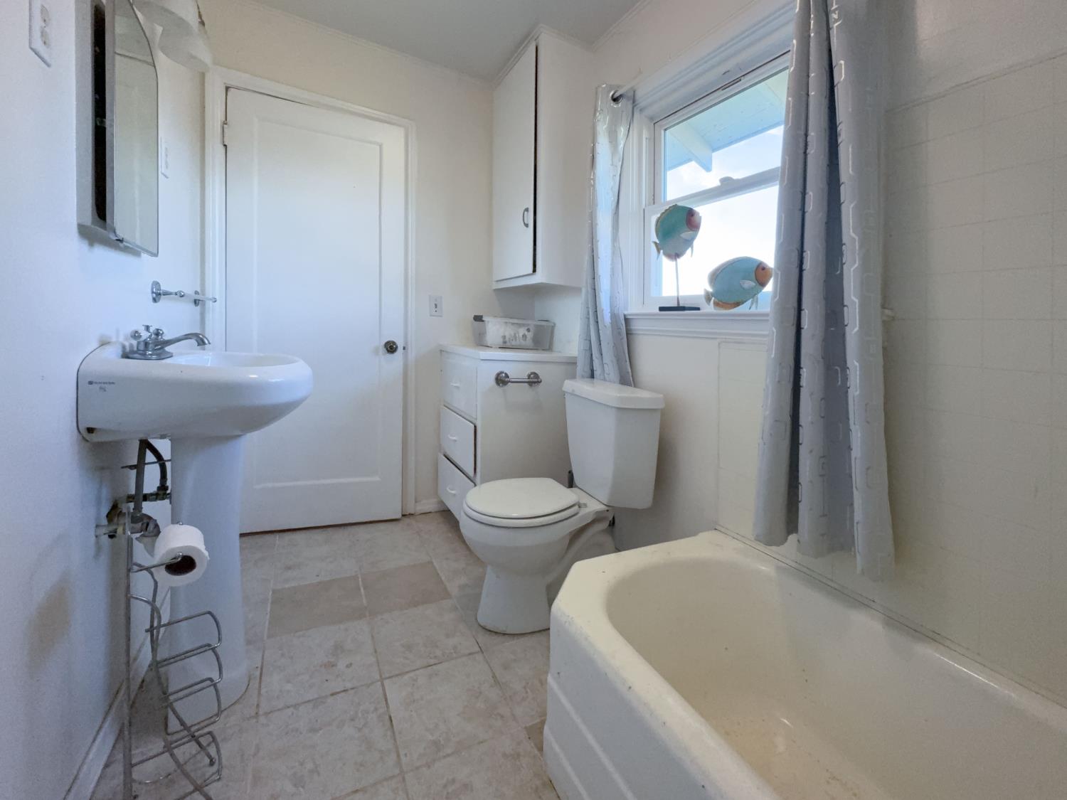 3942 E Marcus Ave, Friant, CA 93626