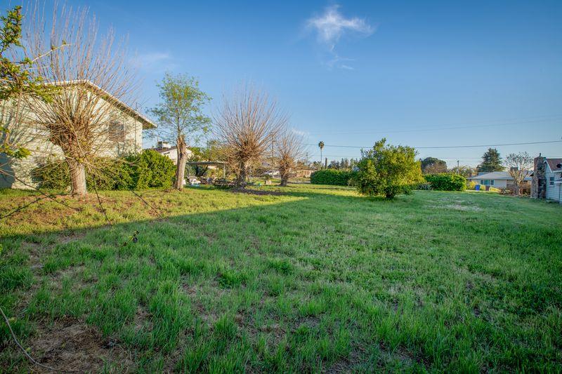 3942 E Marcus Ave, Friant, CA 93626