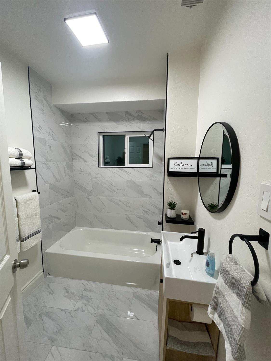 2524 E Grant Ave, Fresno, CA 93701