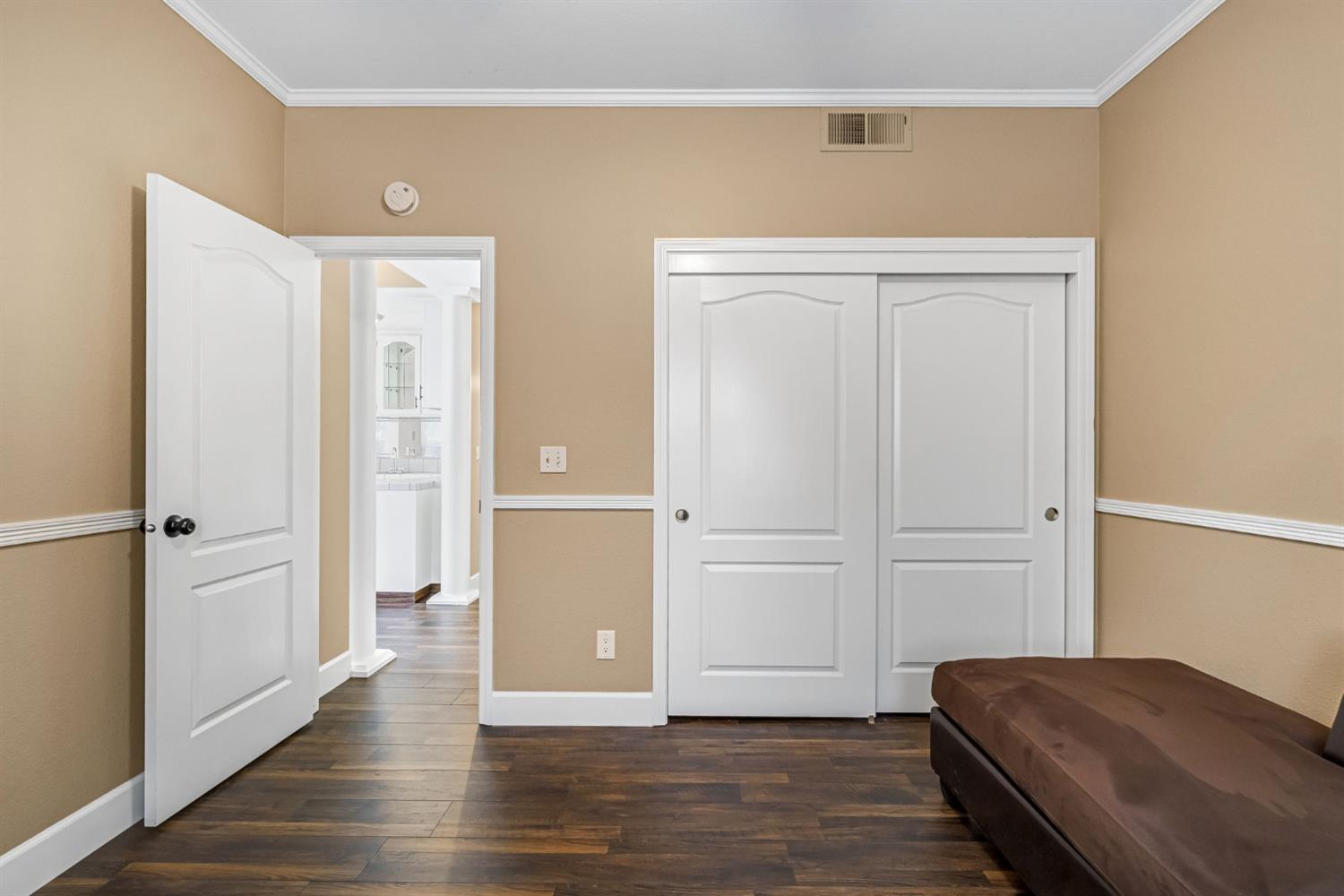 2034 Wrenwood Ave, Clovis, CA 93611