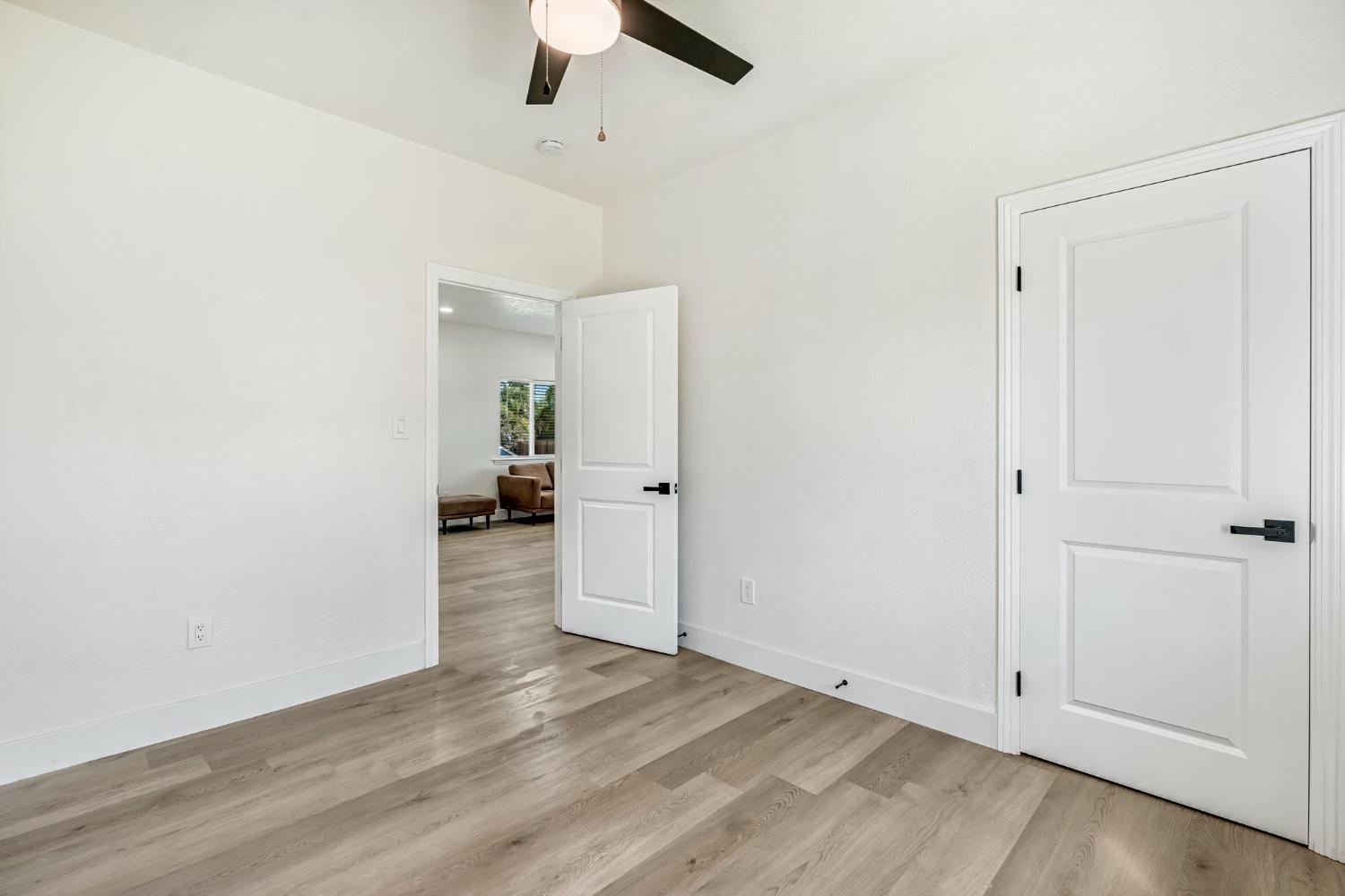 306 W Beechwood Ave, Pinedale, CA 93650