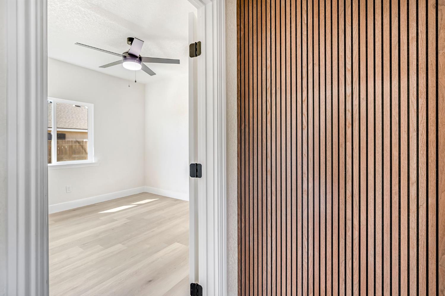 306 W Beechwood Ave, Pinedale, CA 93650